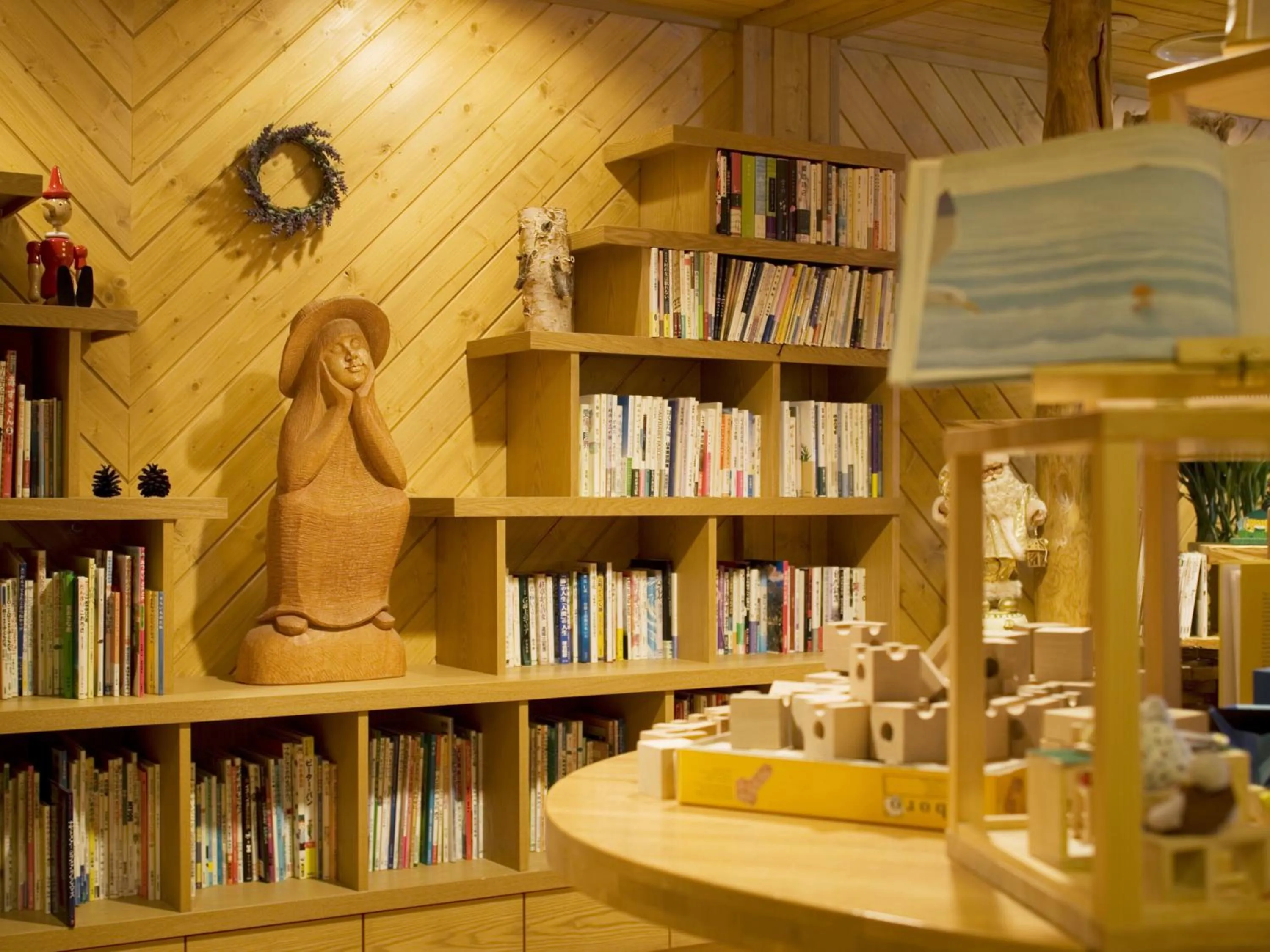 Library in Lake Saroma Tsuruga Resort