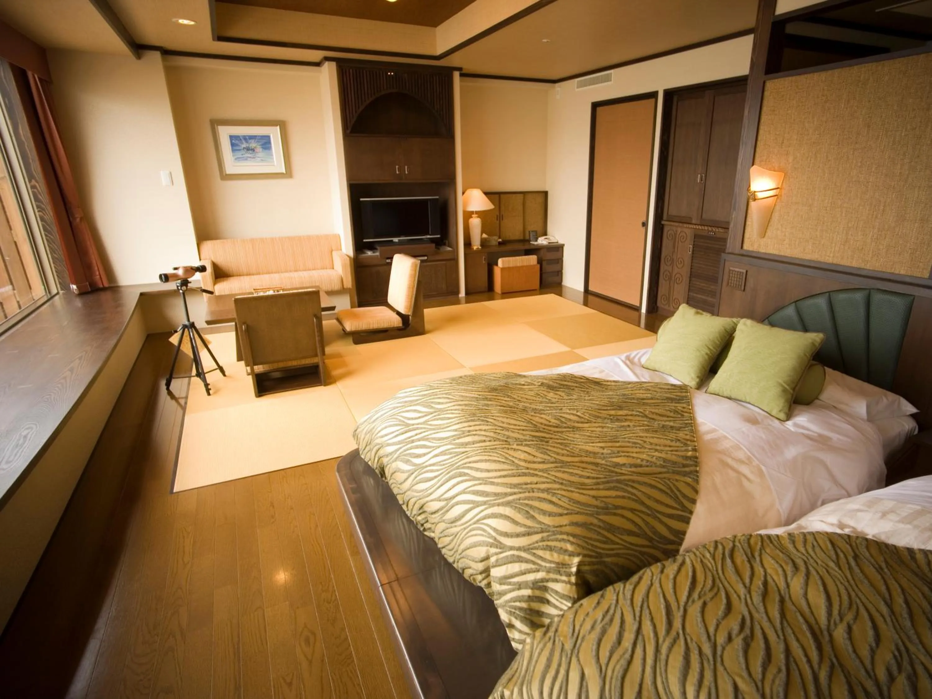 Photo of the whole room, Bed in Lake Saroma Tsuruga Resort