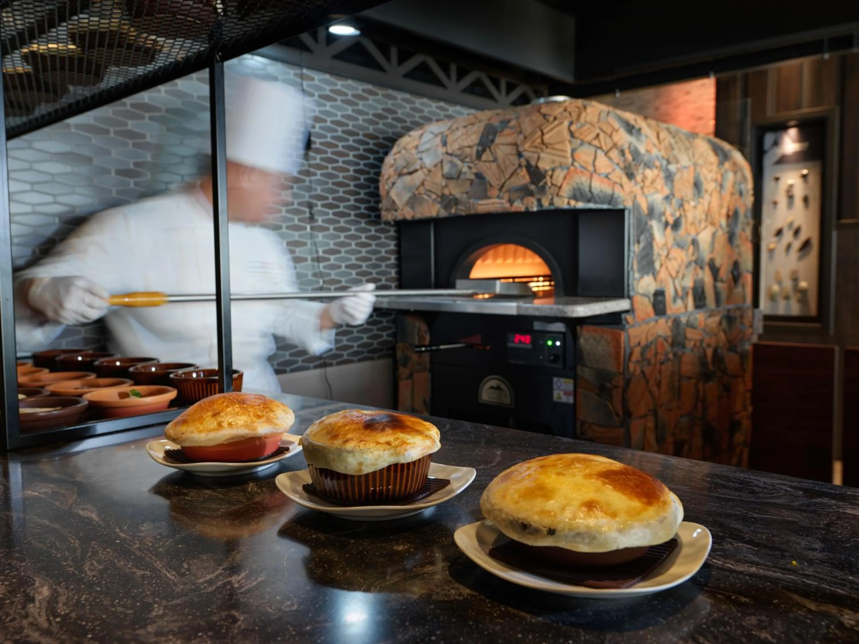 Restaurant/places to eat in Lake Saroma Tsuruga Resort