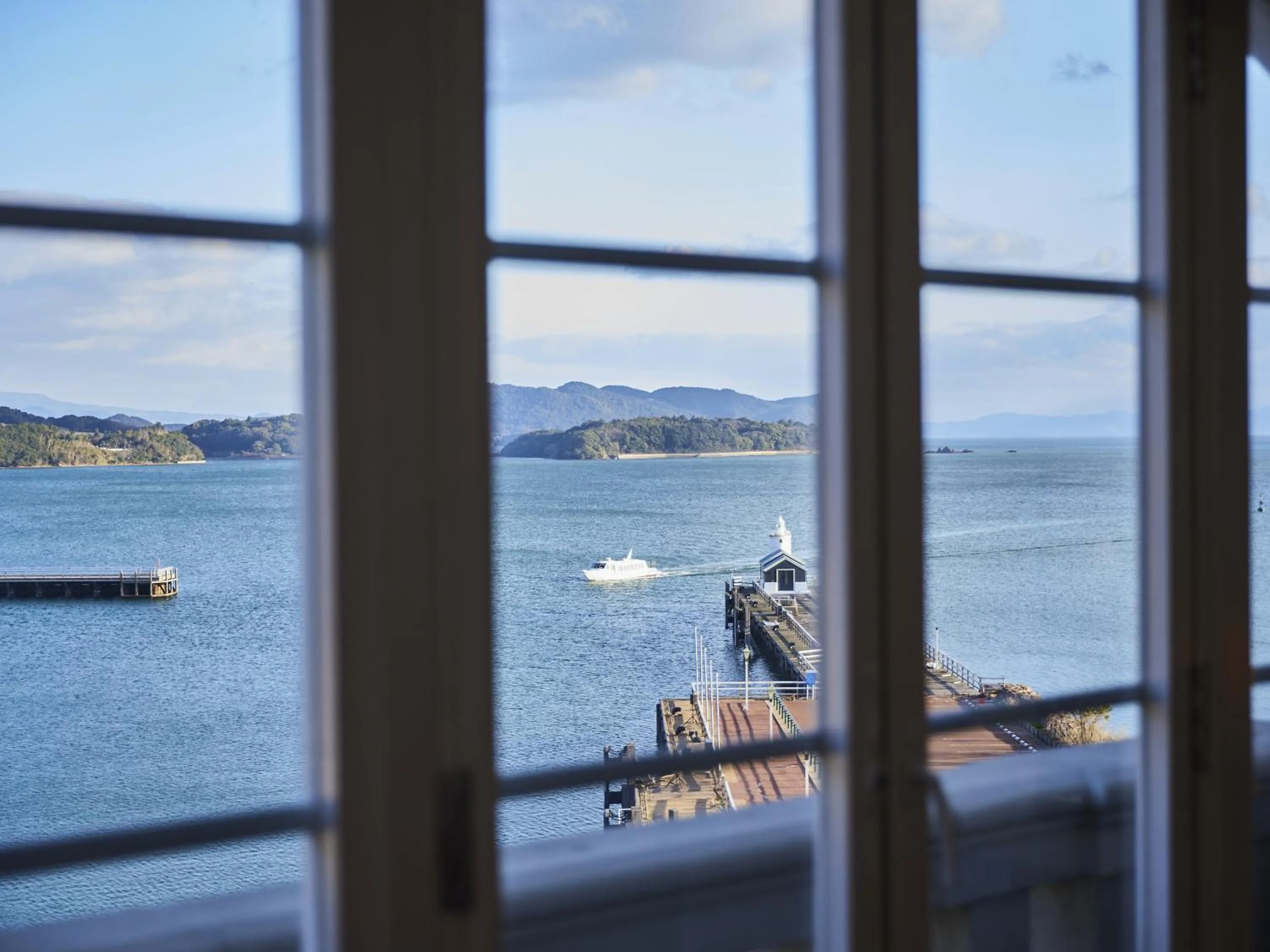 Photo of the whole room in Hotel Den Haag Huis Ten Bosch