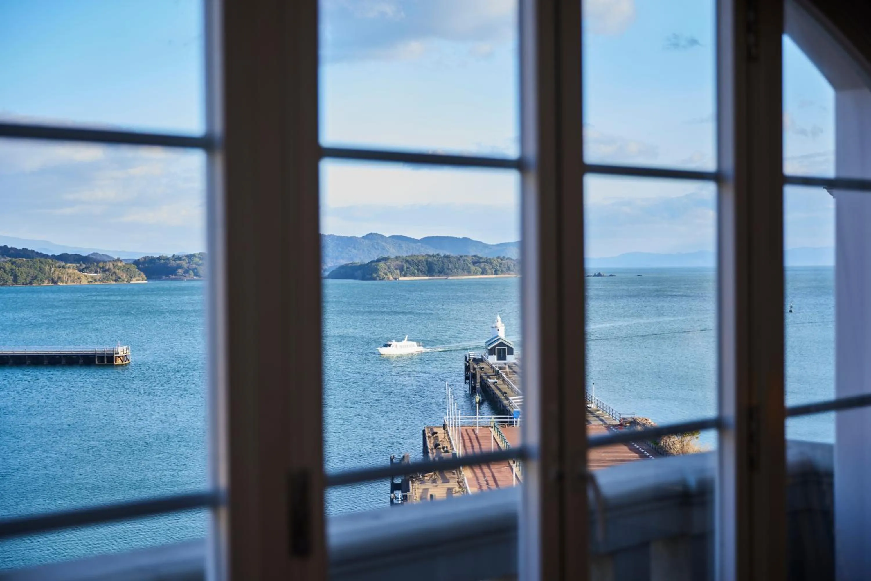 Photo of the whole room in Hotel Den Haag Huis Ten Bosch