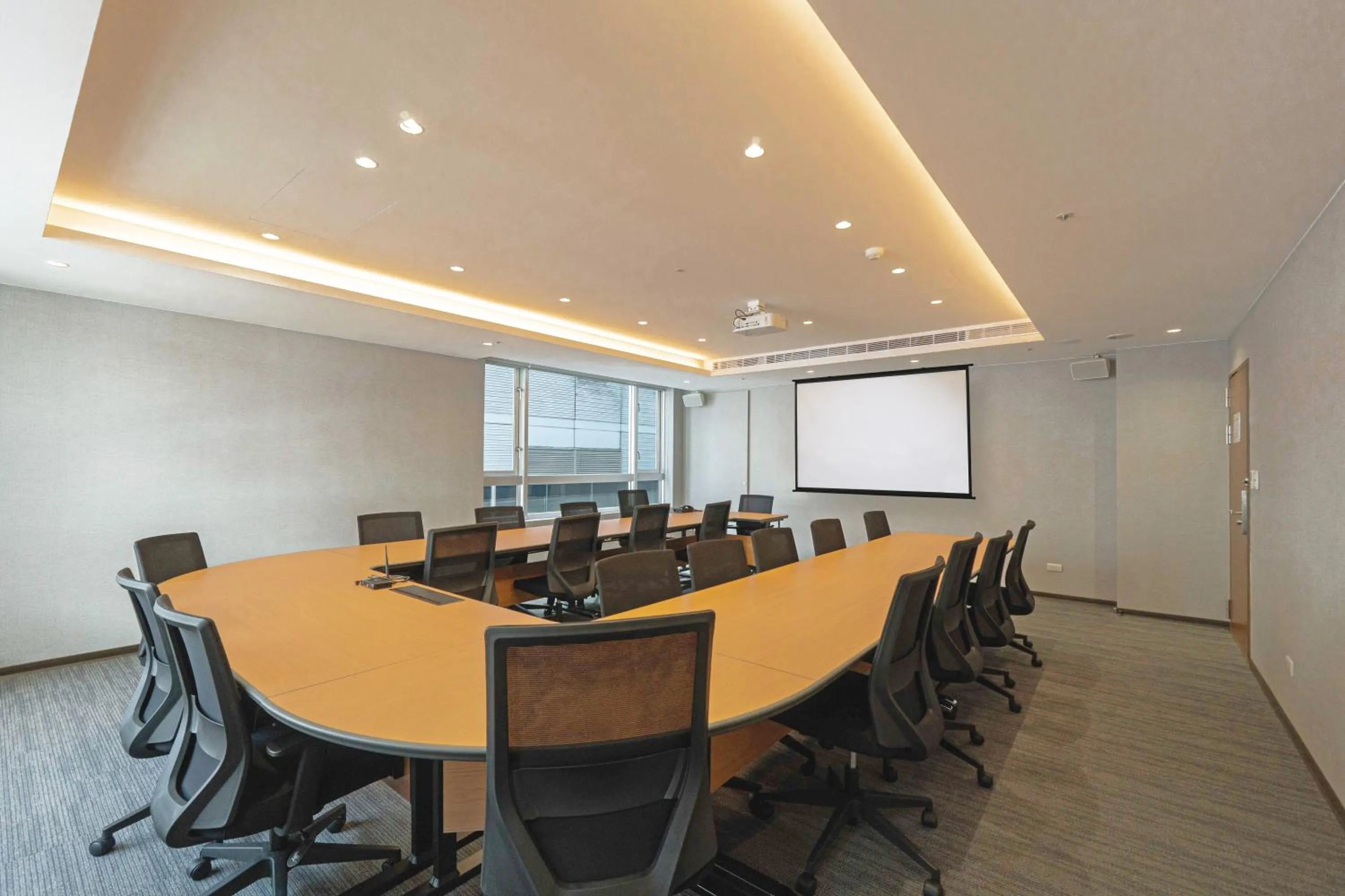 Meeting/conference room in Home Hotel