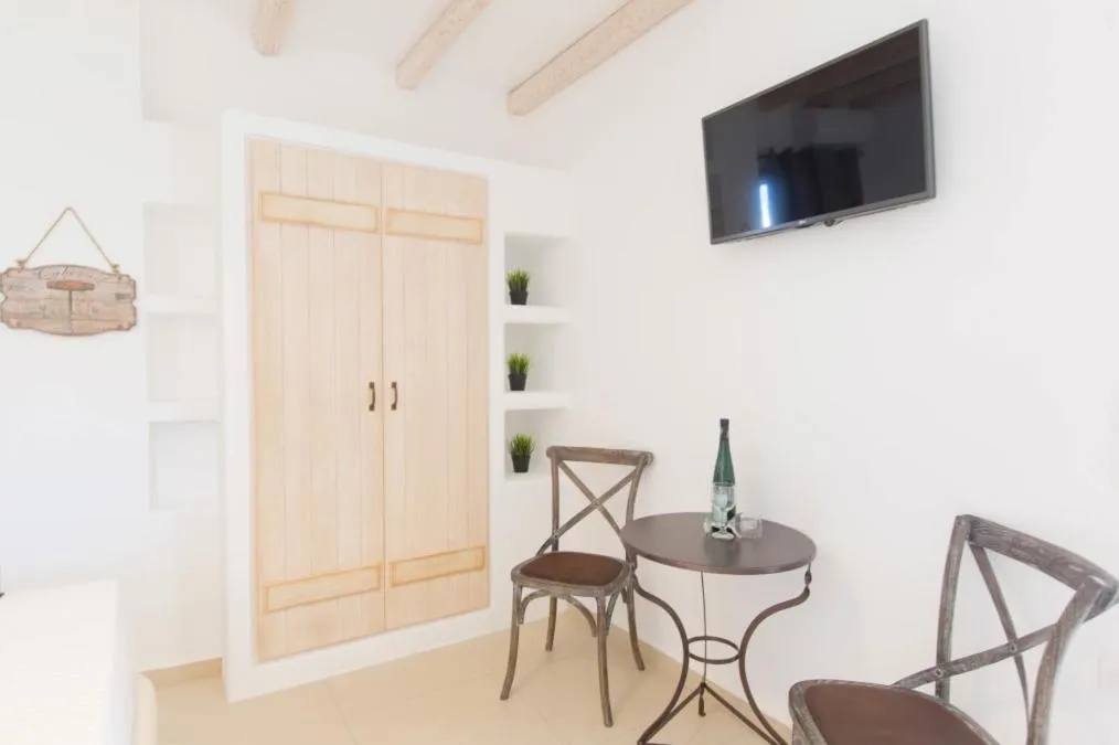 Medusa Beach Resort & Suites