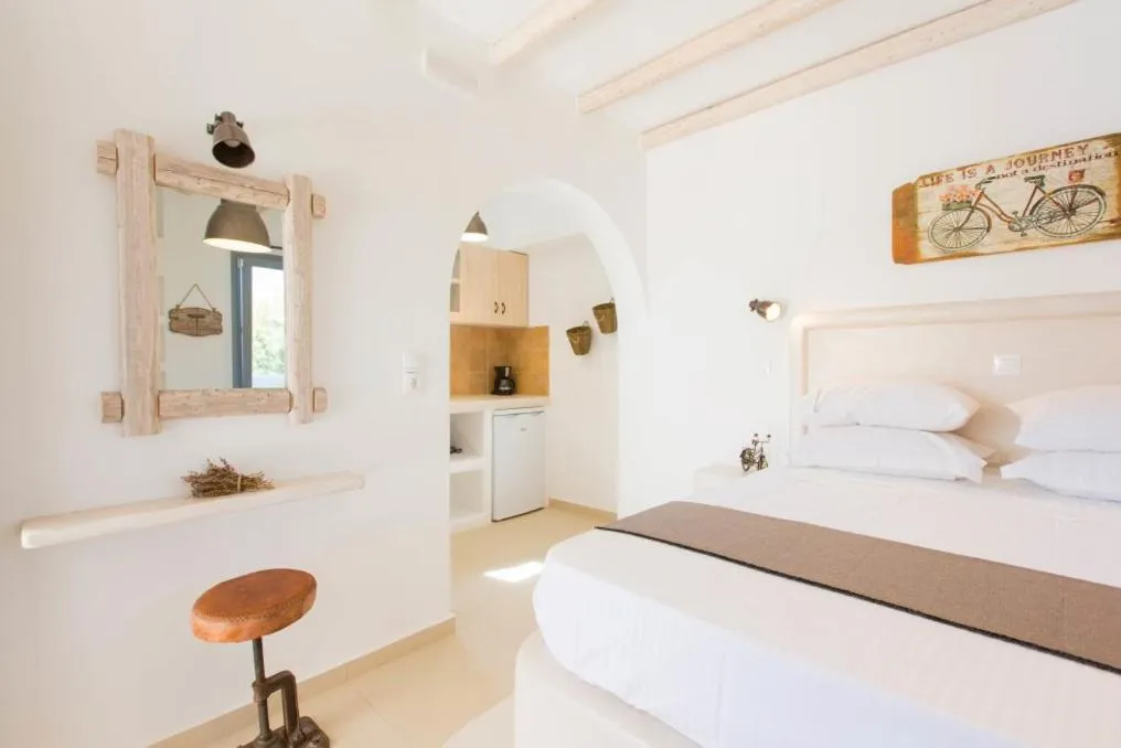 Medusa Beach Resort & Suites