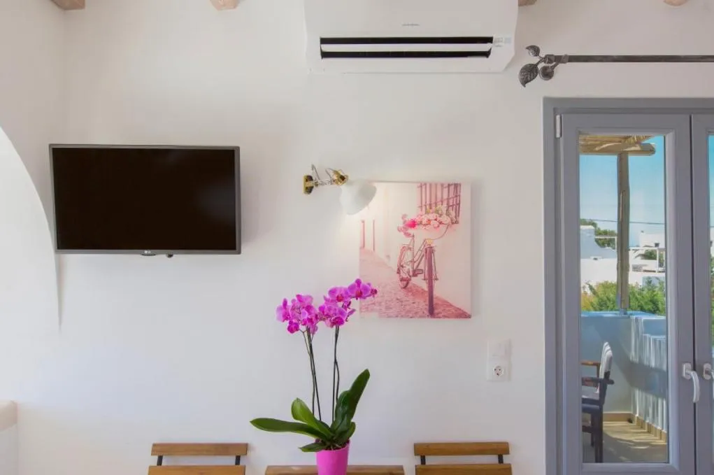 Medusa Beach Resort & Suites