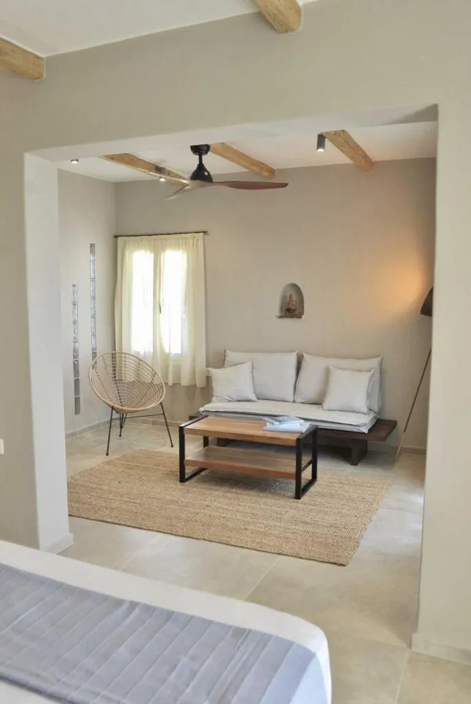 Living room in Medusa Beach Resort & Suites