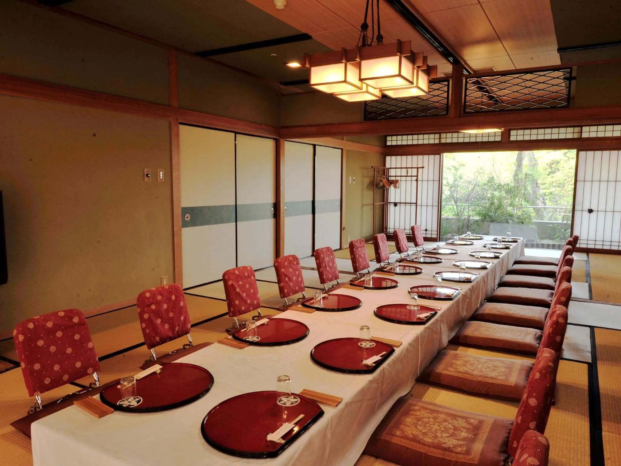 Area and facilities in Nisshokan Bettei Koyotei