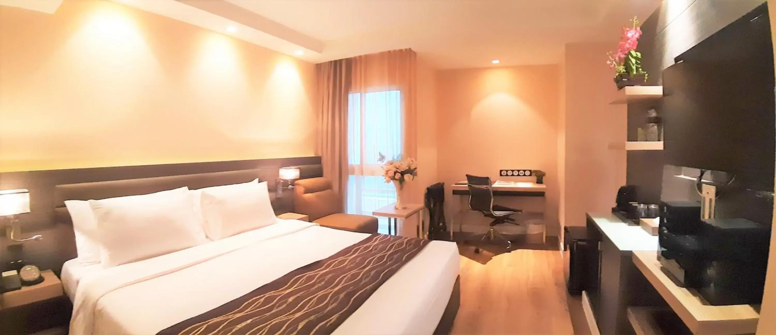 Executive Double or Twin Room in Amora NeoLuxe Suites Hotel Executive Double or Twin Room in Amora NeoLuxe Suites Hotel