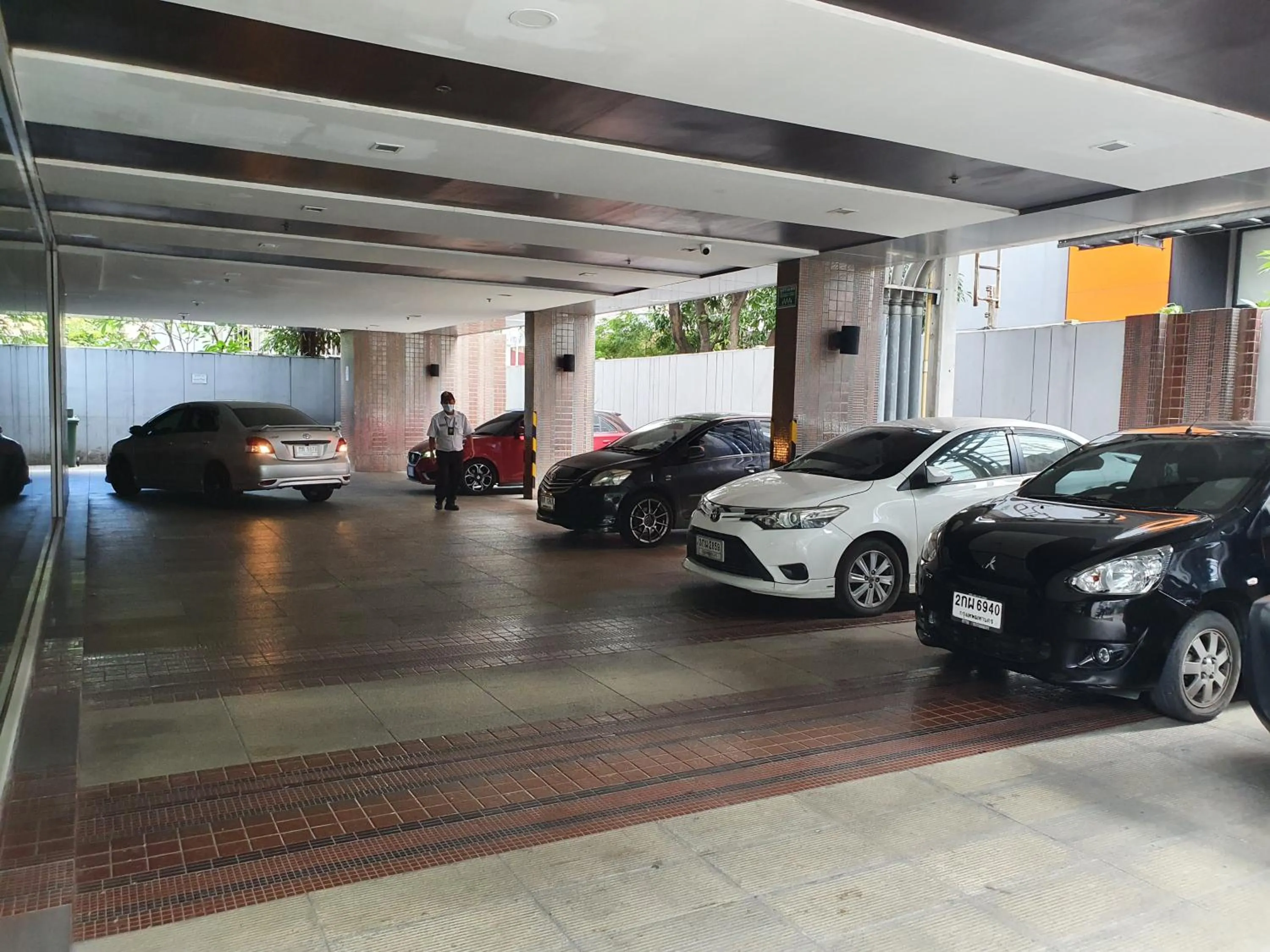 Property building in Amora NeoLuxe Suites Hotel