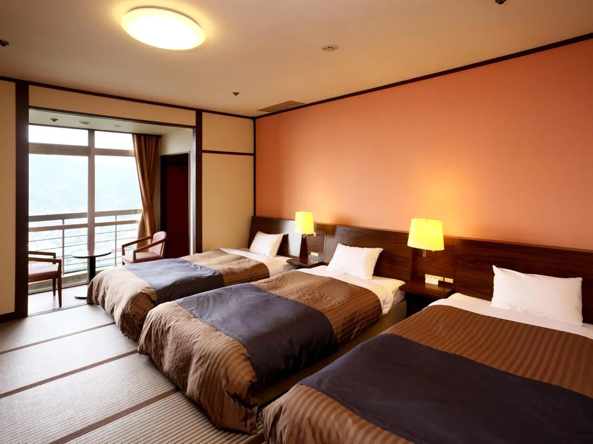 Triple Room with City View - Smoking in Nagasaki Nisshokan Triple Room with City View - Smoking in Nagasaki Nisshokan