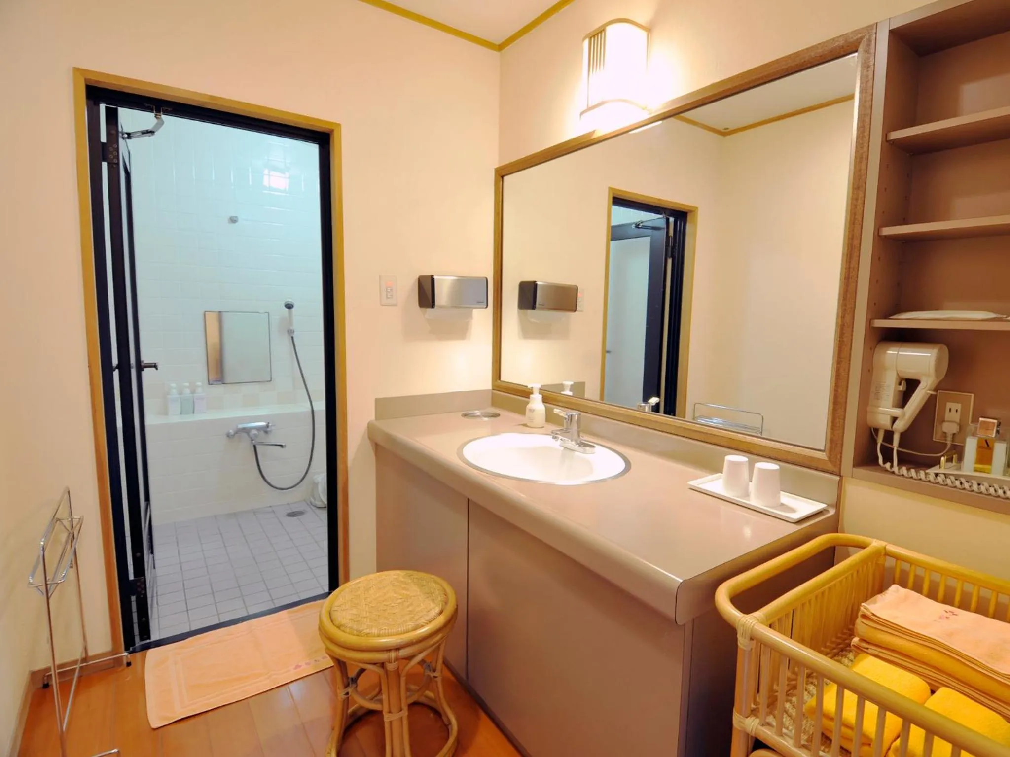 Bathroom in Nisshokan Shinkan Baishokaku