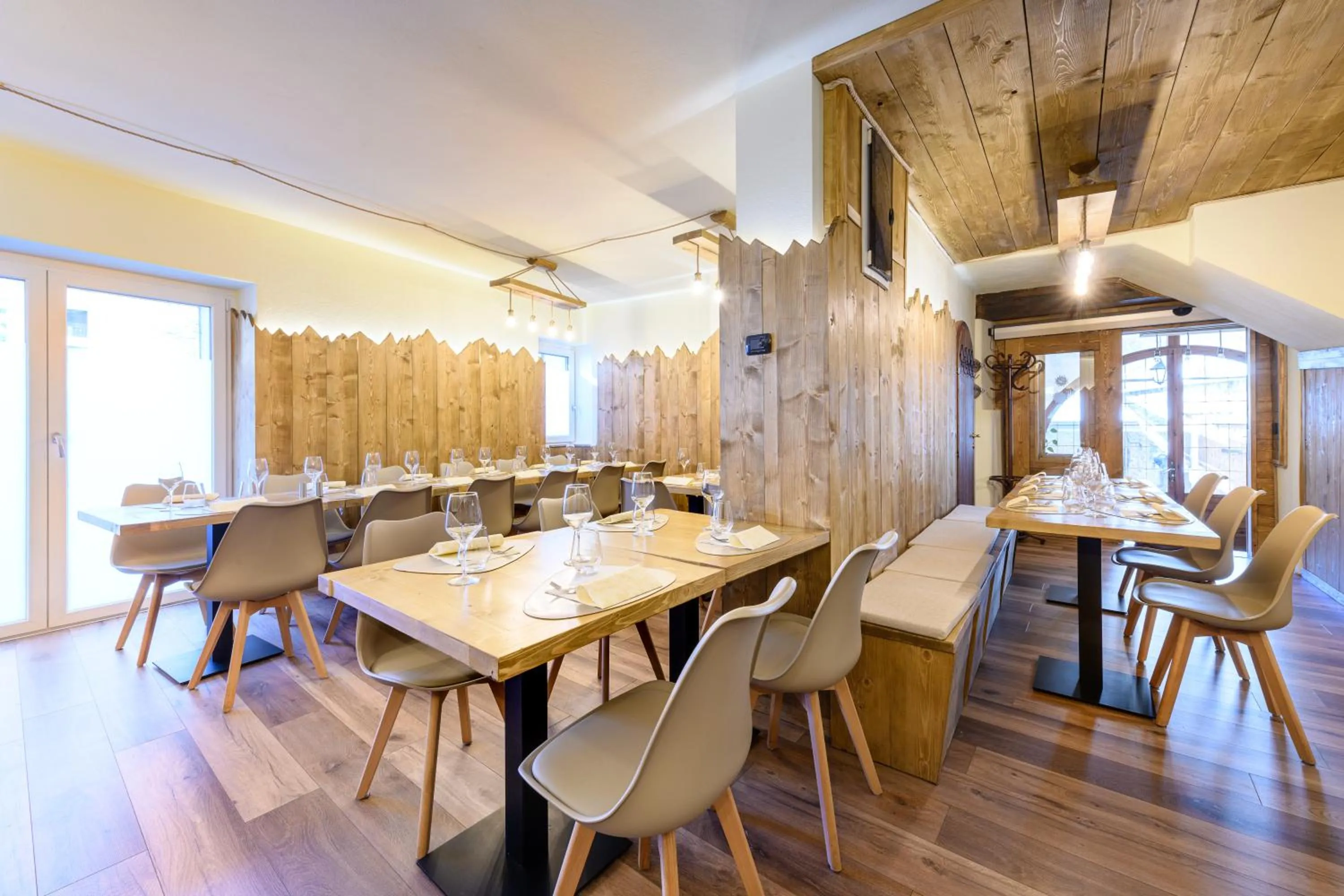 Restaurant/places to eat in Hotel Garni Le Corti