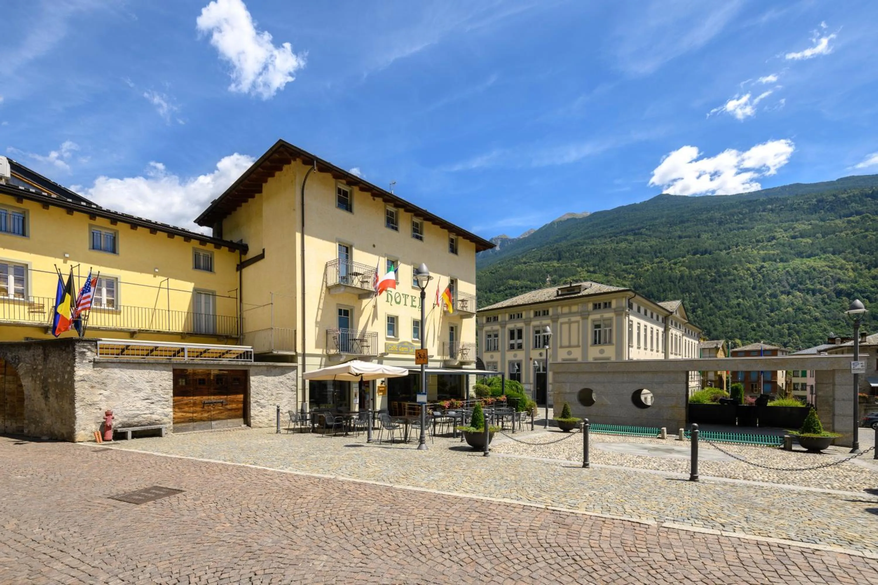 Property building in Hotel Garni Le Corti