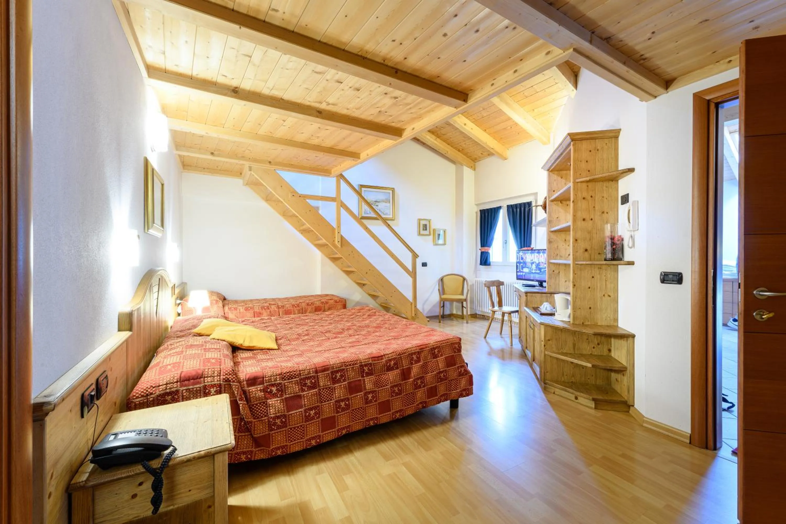 Photo of the whole room, Bed in Hotel Garni Le Corti