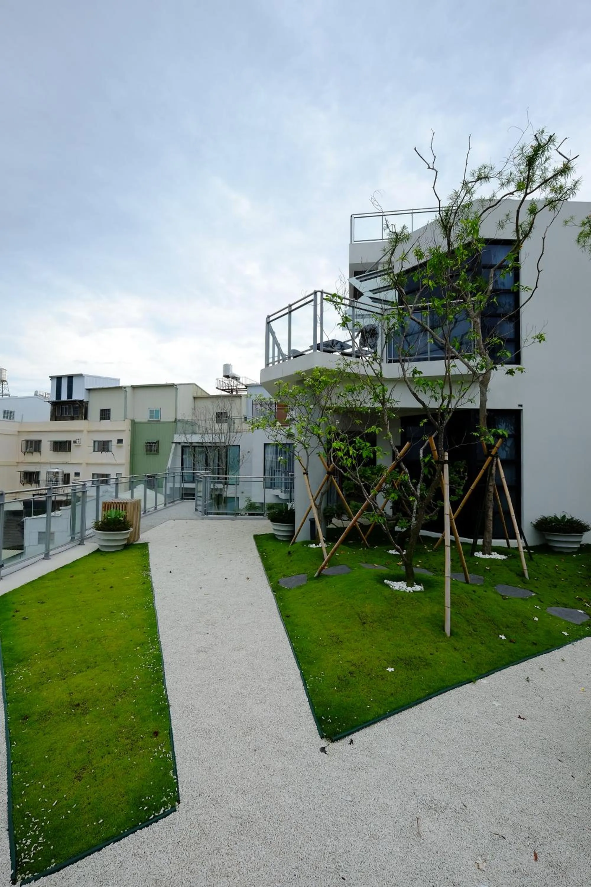 Property building in Tongzhan Design Inns