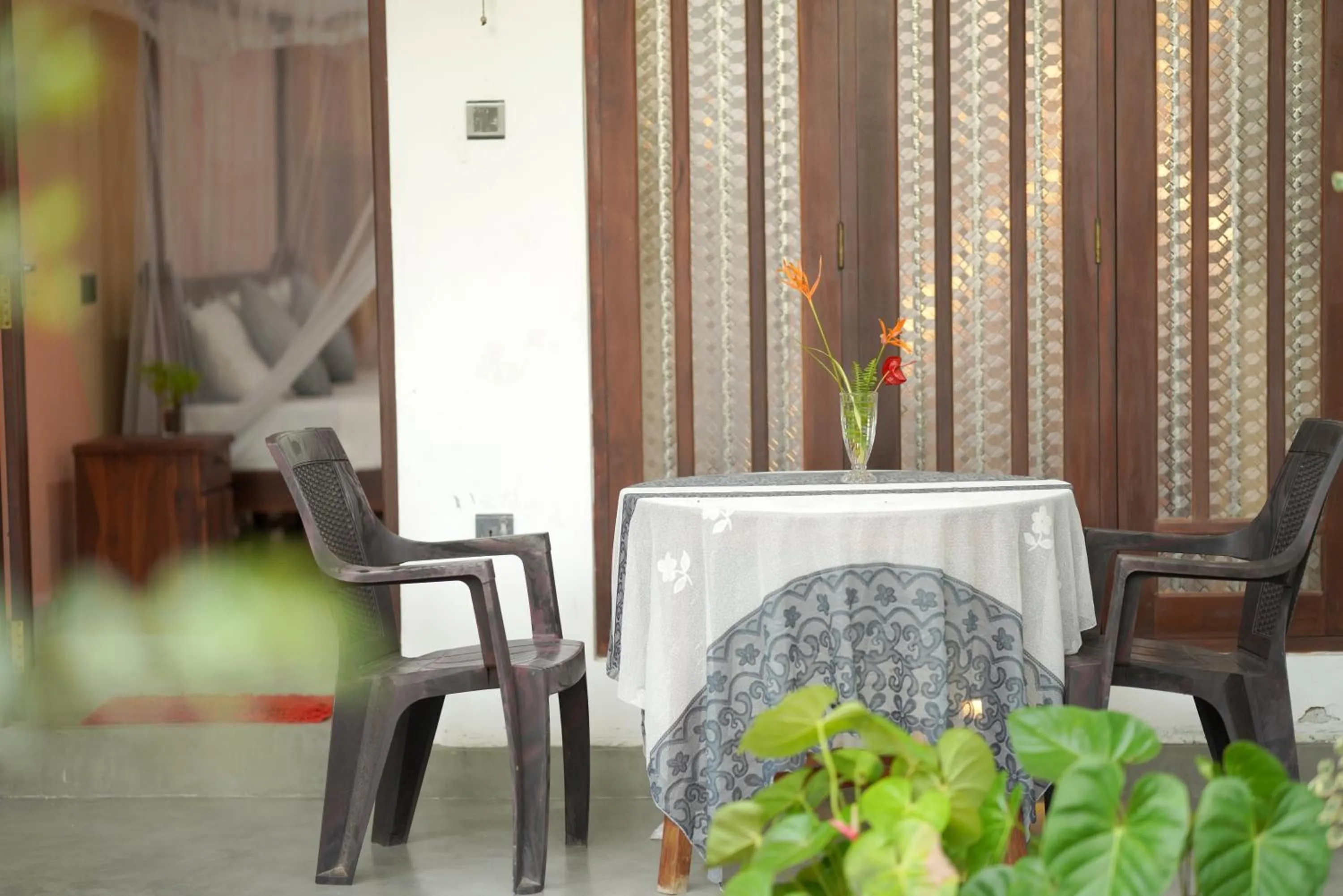 Seating area in Surf Orchid Villa