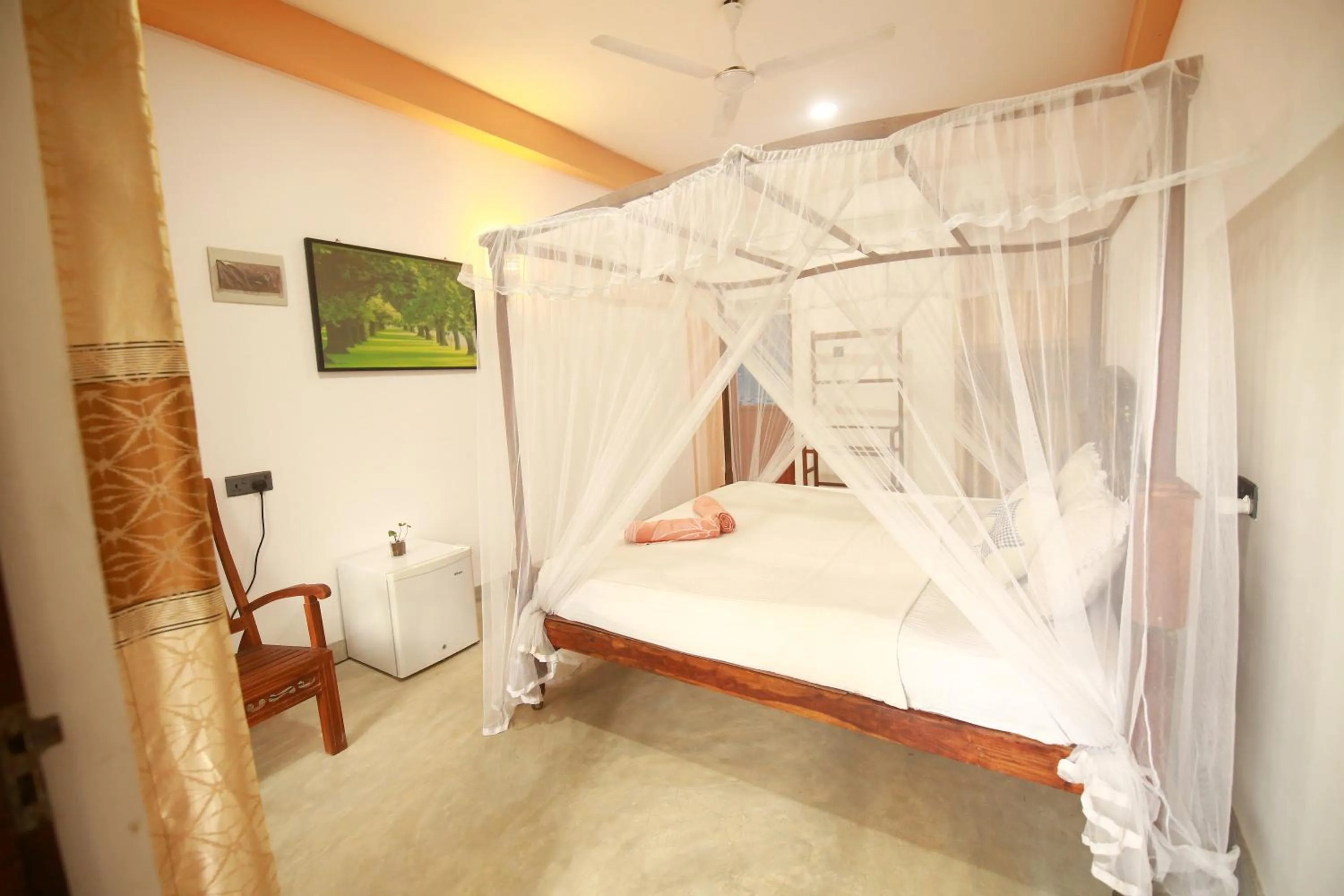 Photo of the whole room, Bed in Surf Orchid Villa
