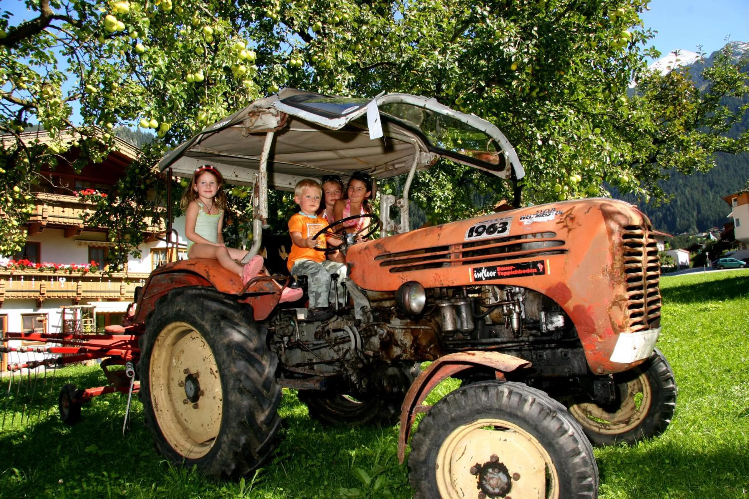 Staff in Landhotel Rauchenwalderhof