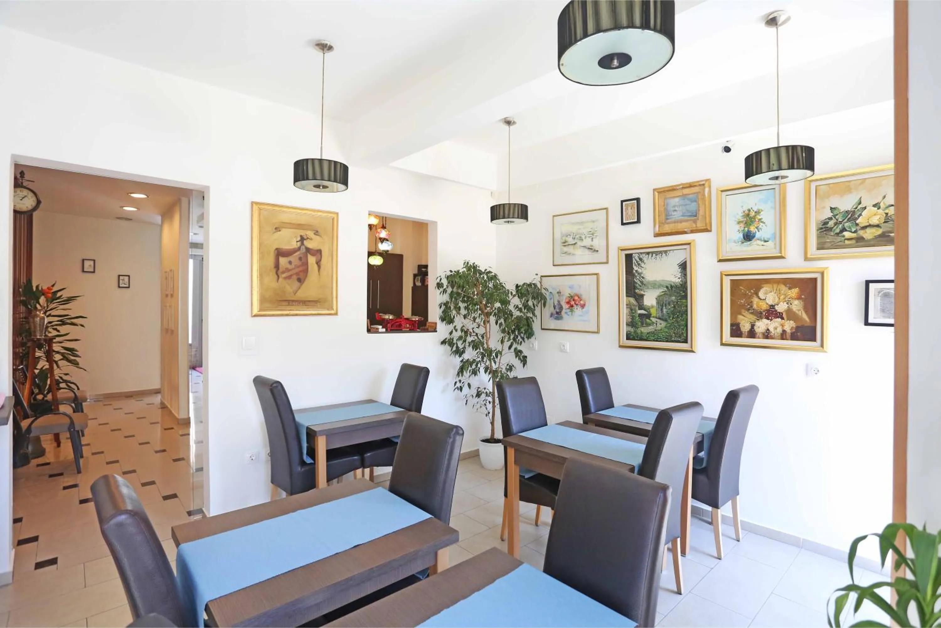 Decorative detail in Hotel Divan