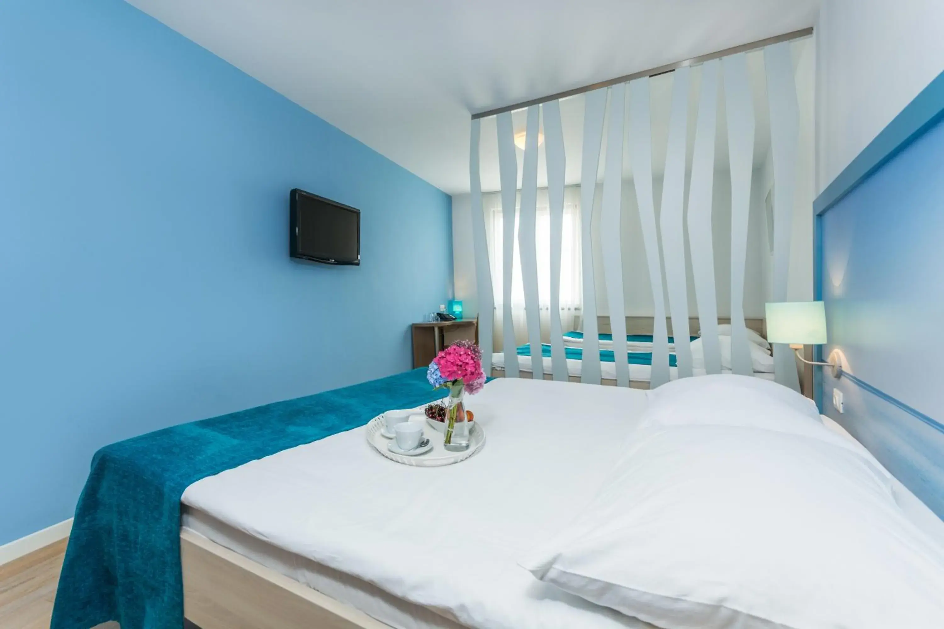 Triple Room in Hotel Vista Triple Room in Hotel Vista