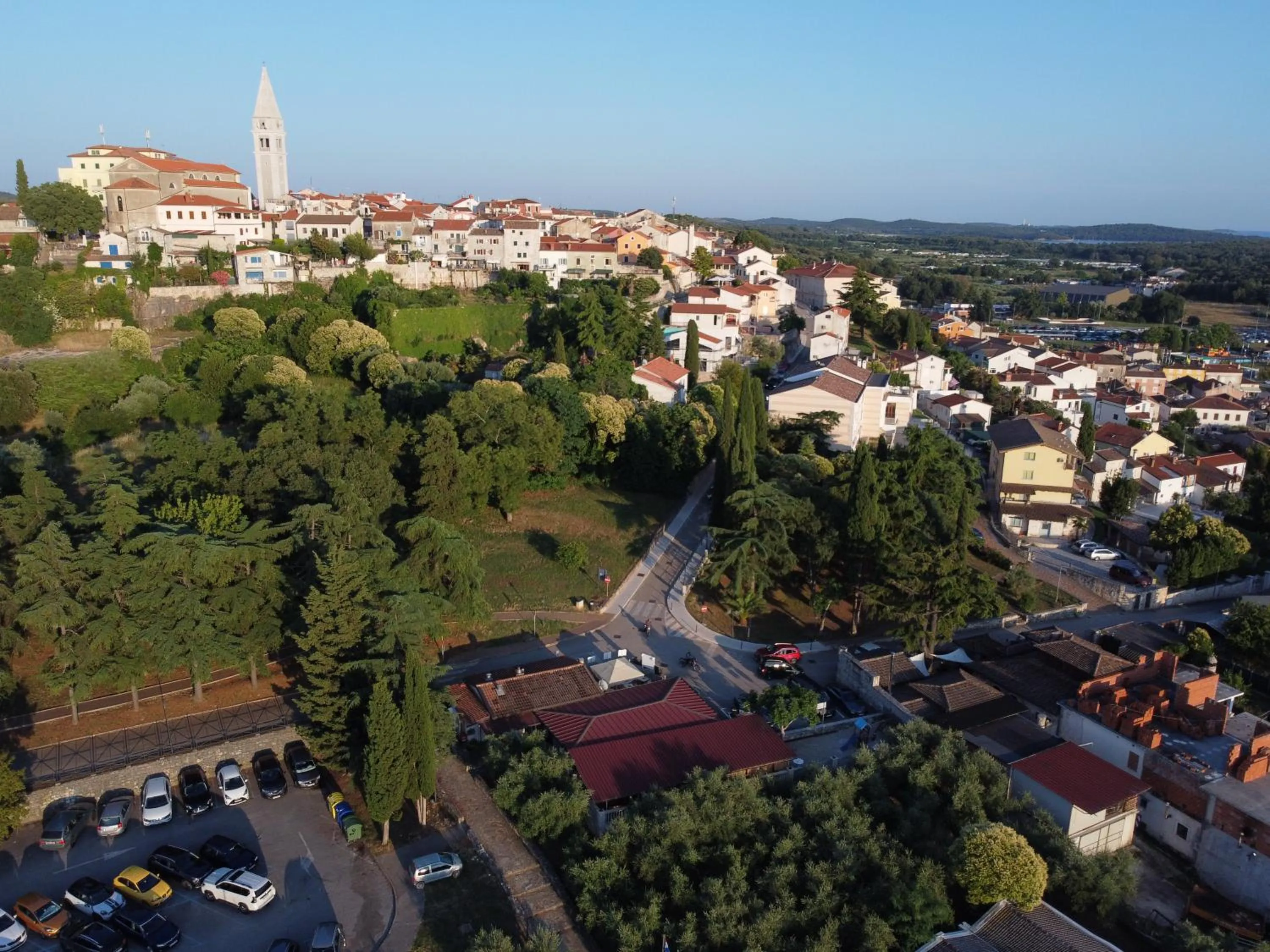 Property building in Hotel Vista