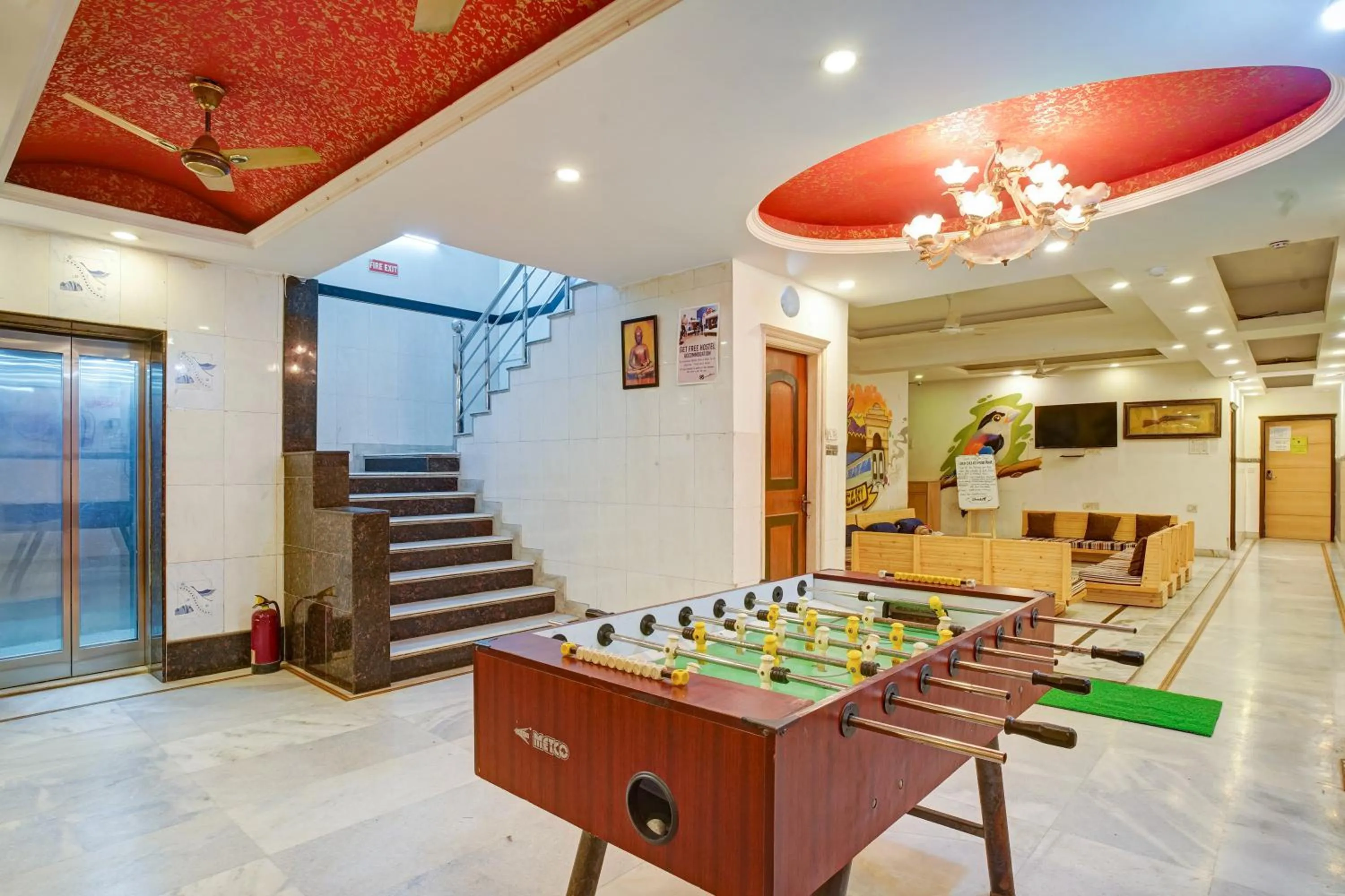 Game Room in Hindustan By Backpackers Heaven - Traveller's Choice Award 2025 Best of Best Winning Hotel