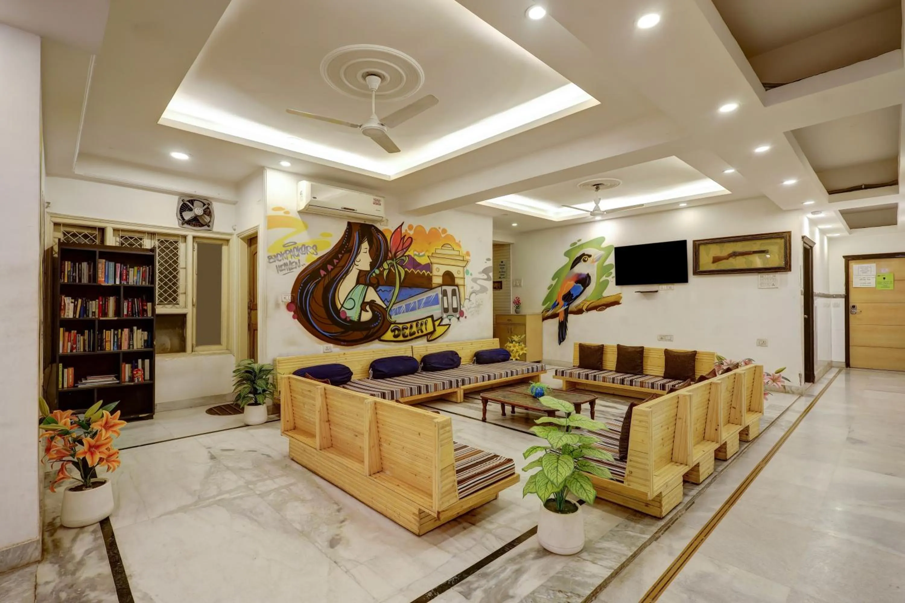 Seating area in Hindustan By Backpackers Heaven - Traveller's Choice Award 2025 Best of Best Winning Hotel