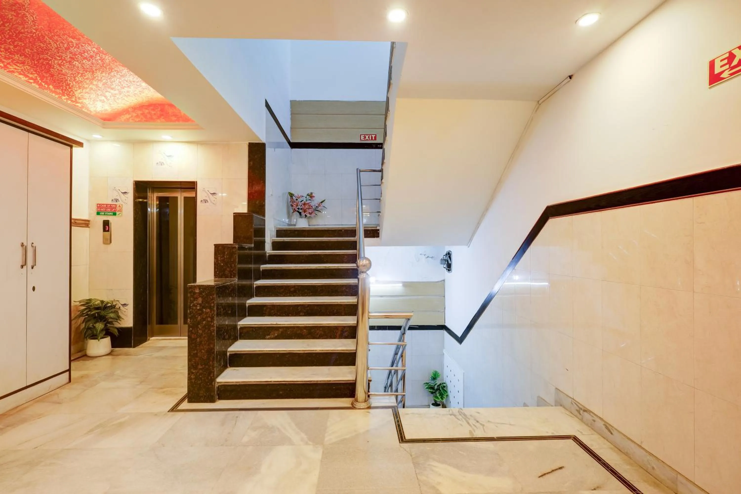 Hindustan By Backpackers Heaven - Traveller's Choice Award 2025 Best of Best Winning Hotel