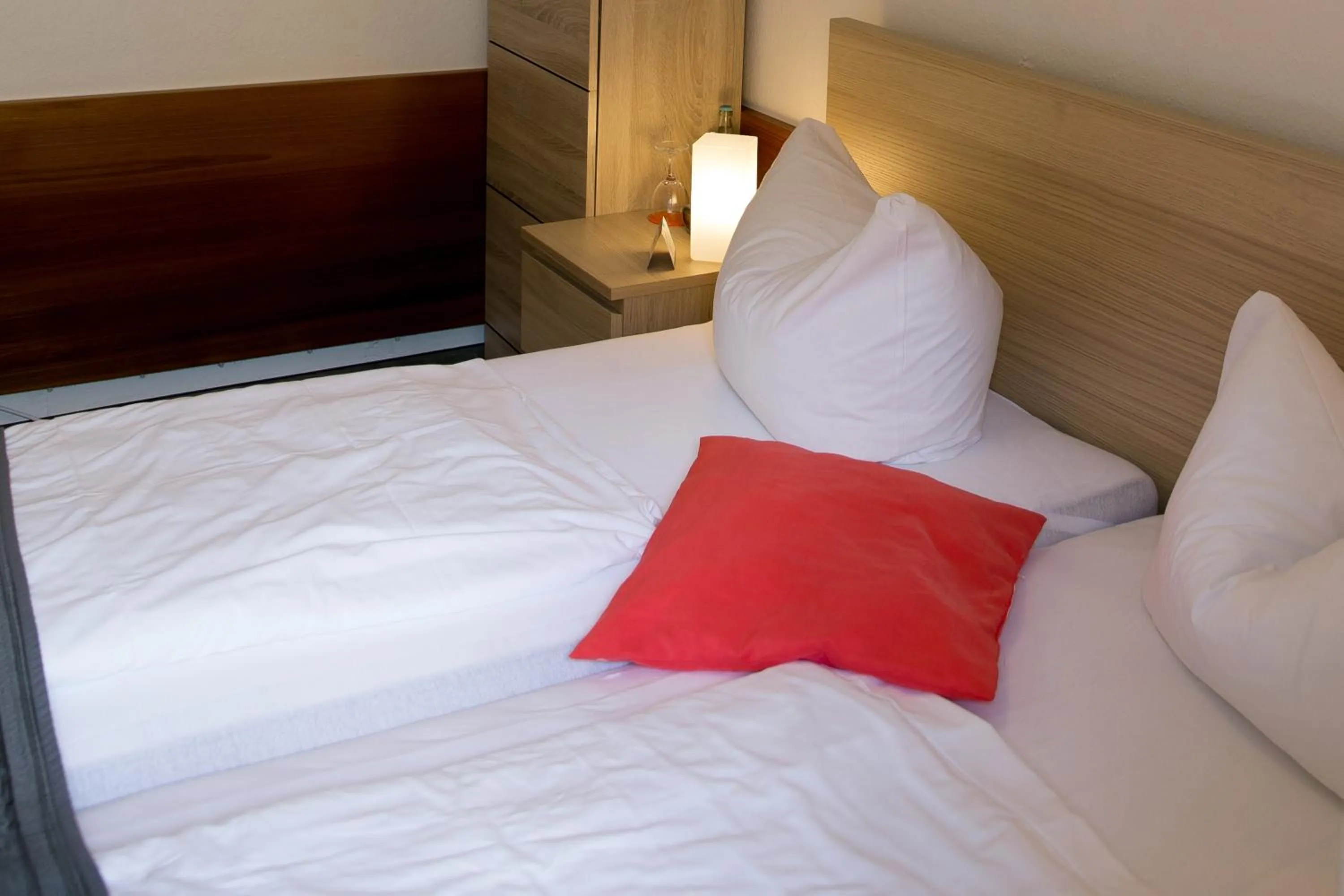 Bed in Hotel & Apartment Am Theaterplatz