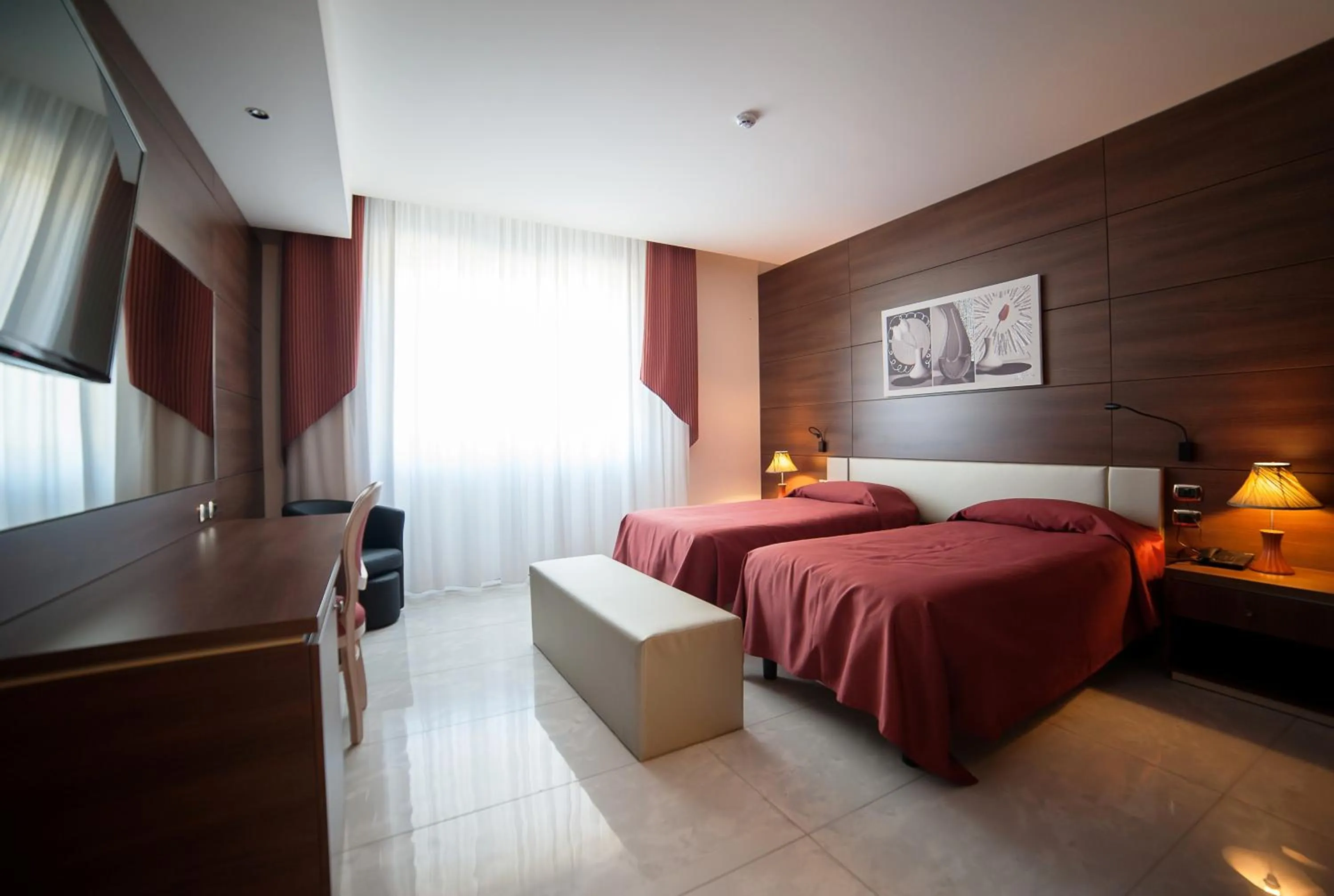 Bedroom, Bed in Family Center Hotel