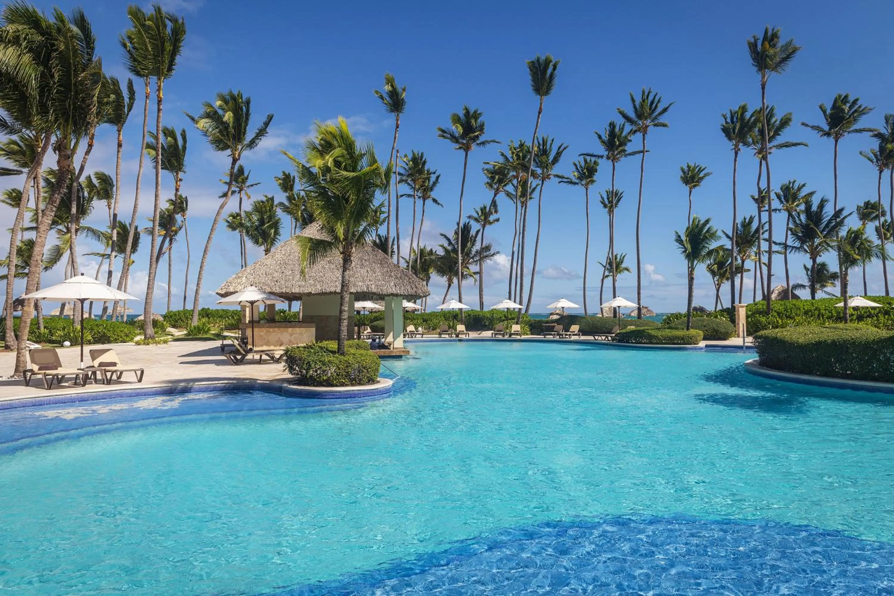 Swimming pool in Jewel Palm Beach