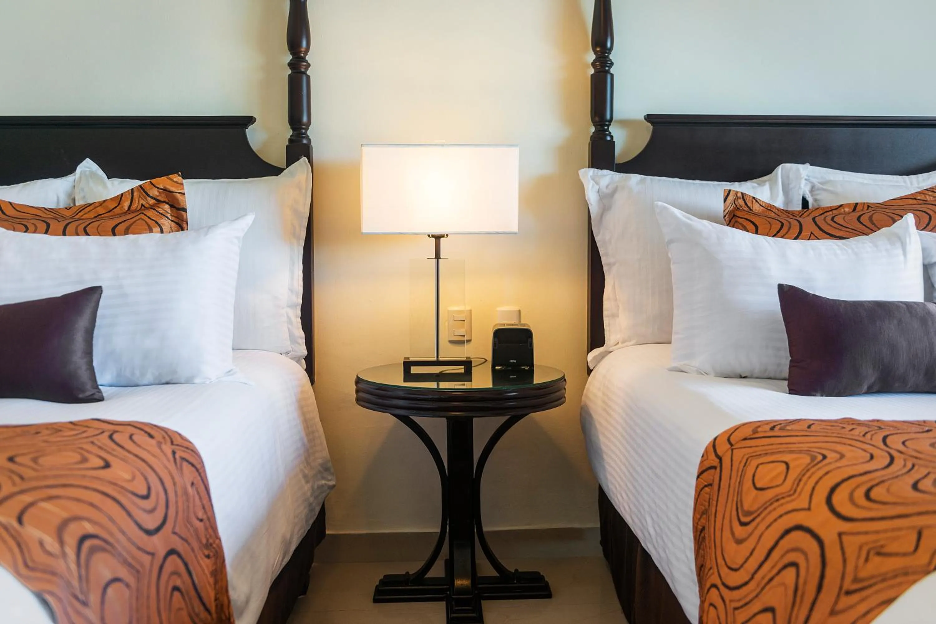 Bed in Jewel Palm Beach