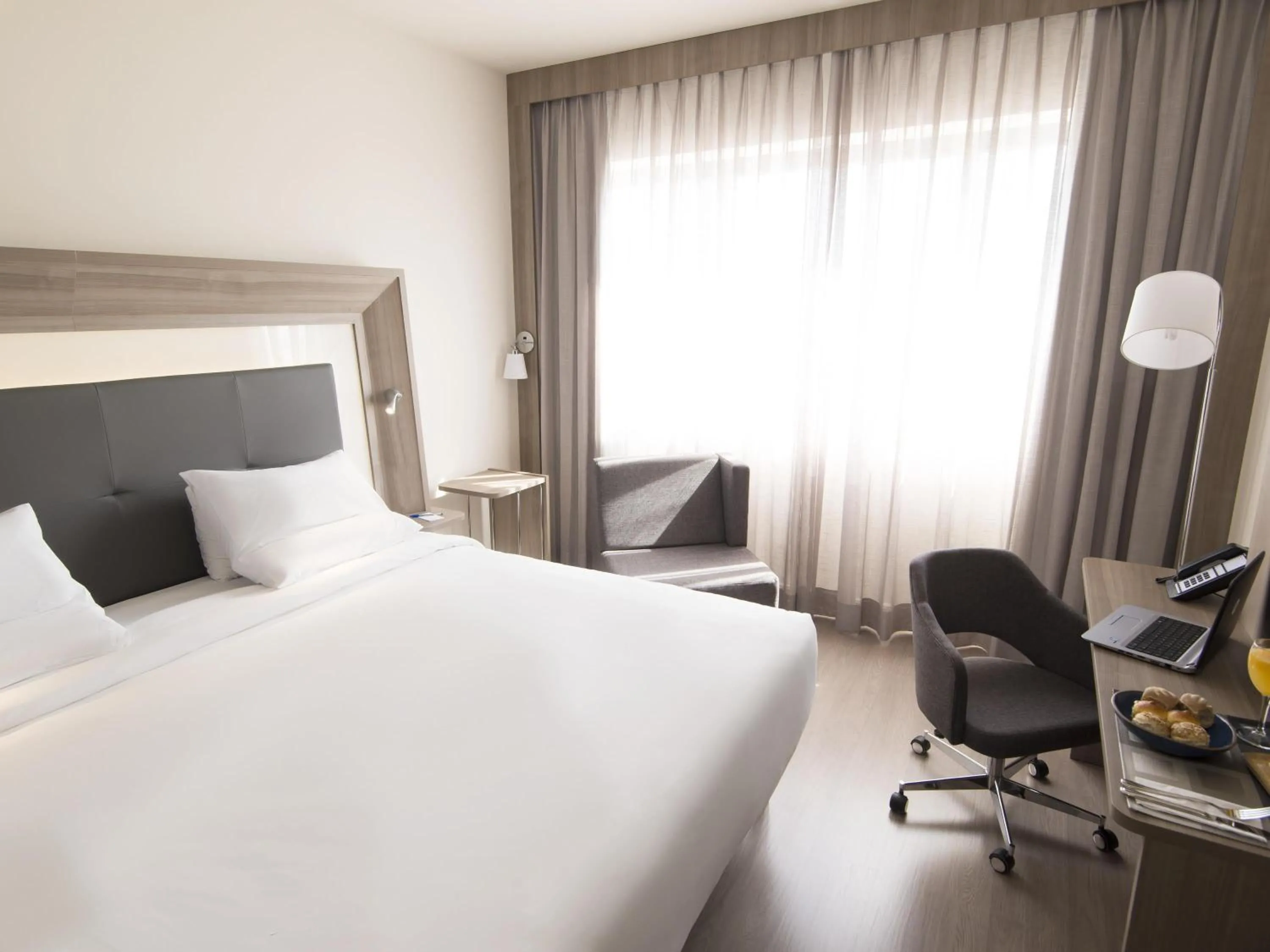 Bedroom, Bed in Novotel São Paulo Berrini