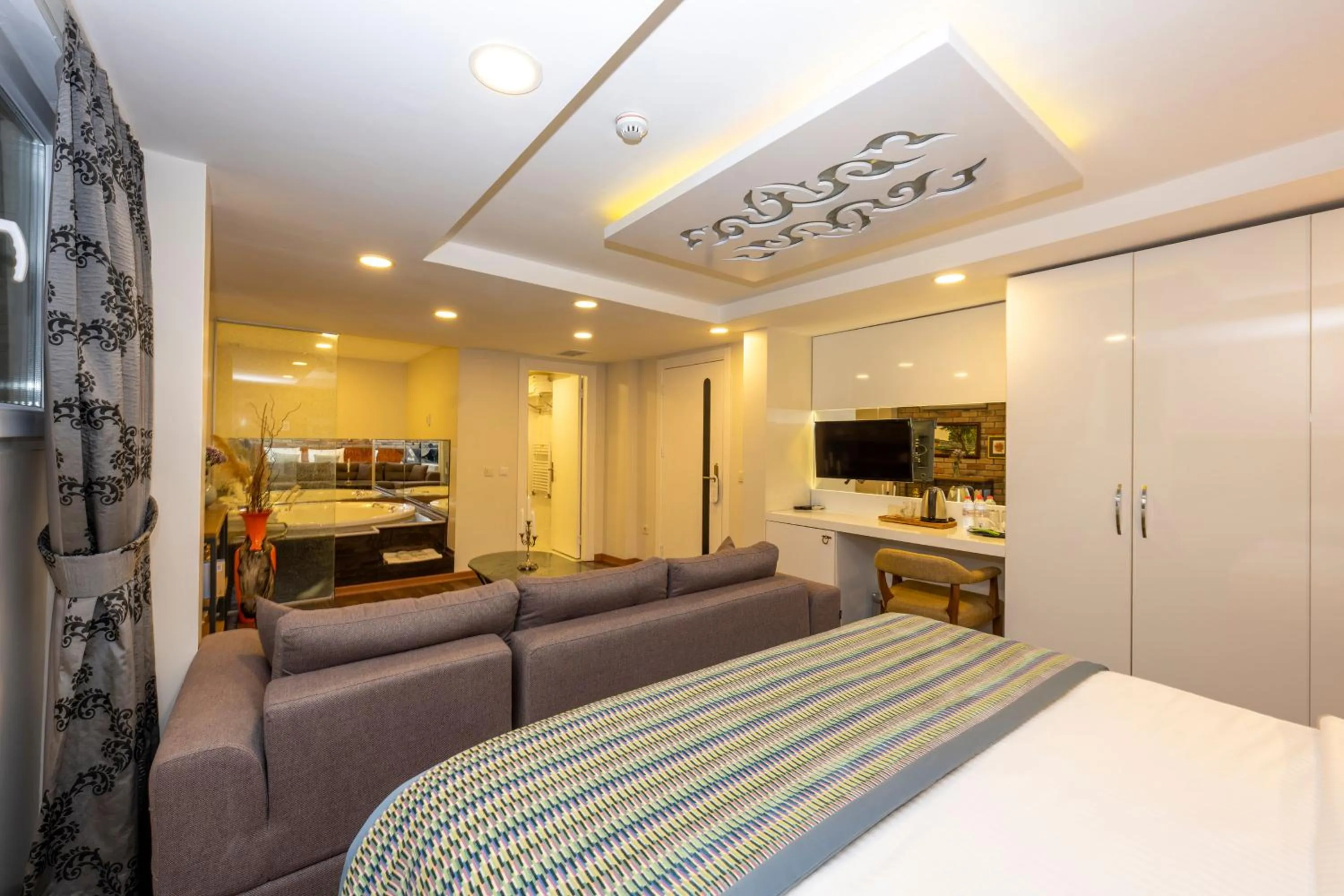 Bed in The Marions Suite istanbul Special Category Taksim