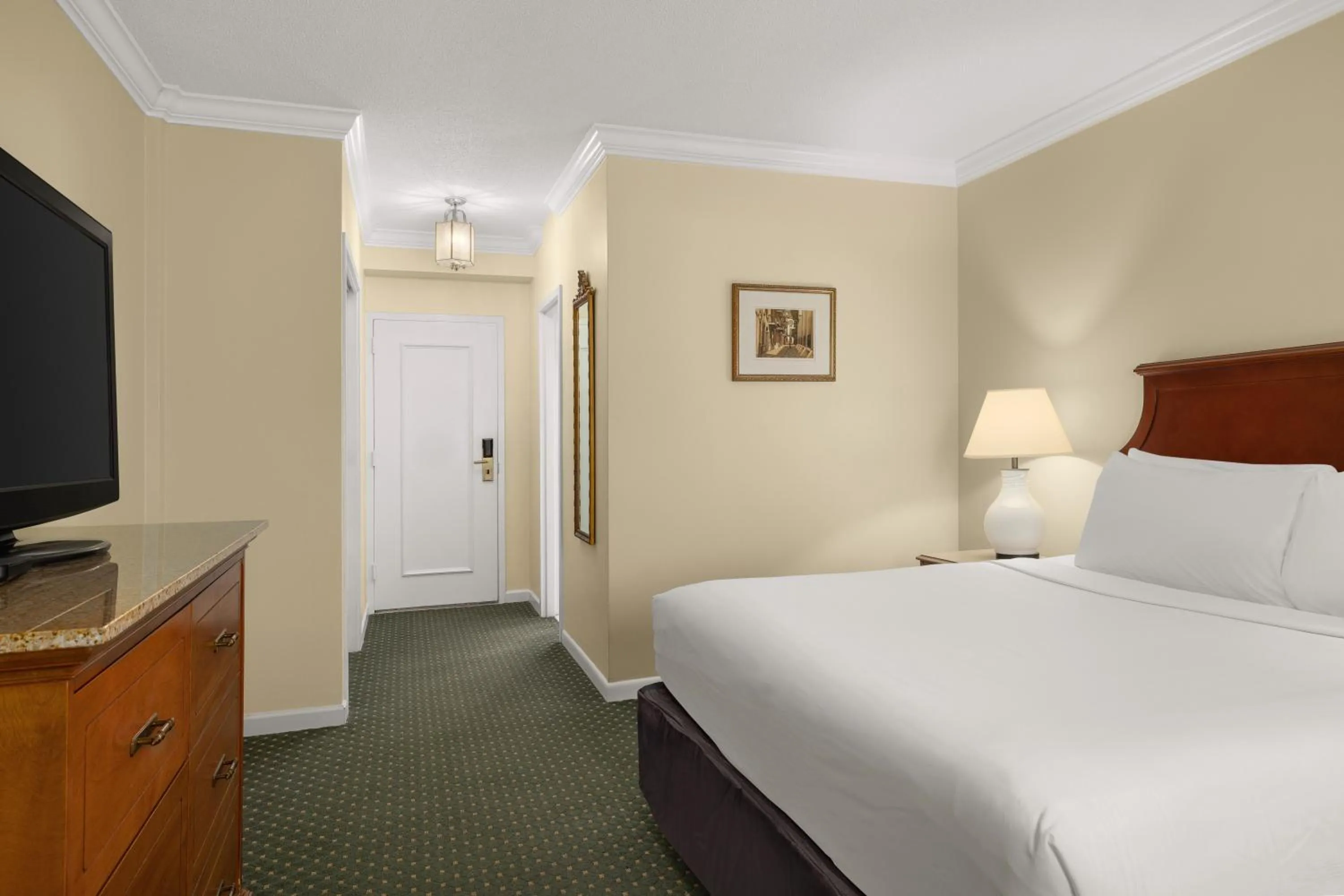 Bedroom, Bed in Maison Dupuy Hotel