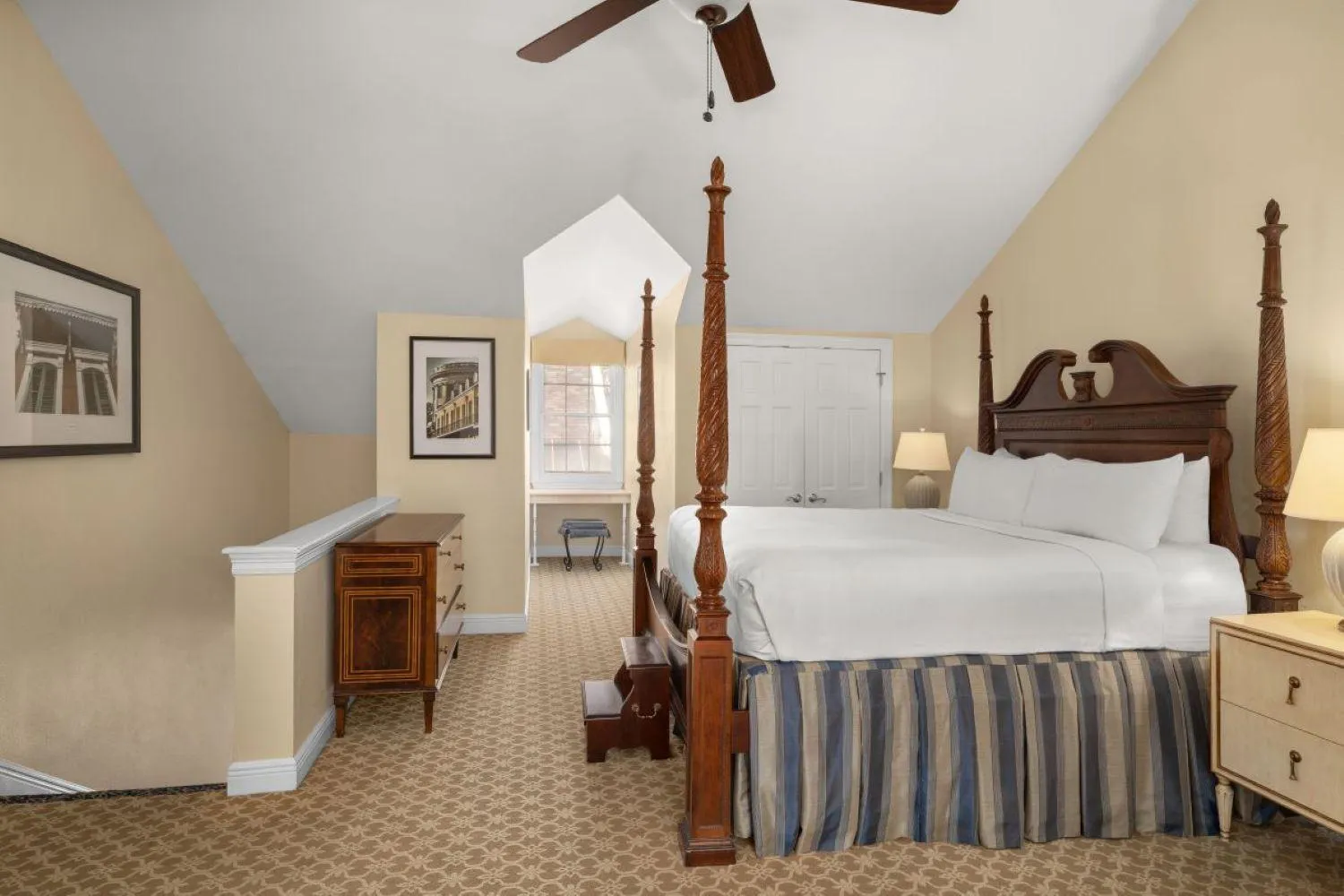 Bed in Maison Dupuy Hotel