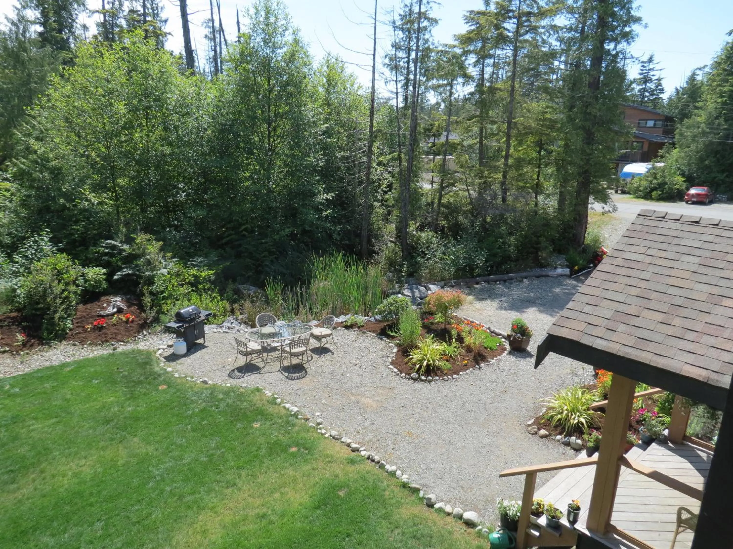 Facade/entrance in Cobble Wood and Bird Sanctuary Guest Houses