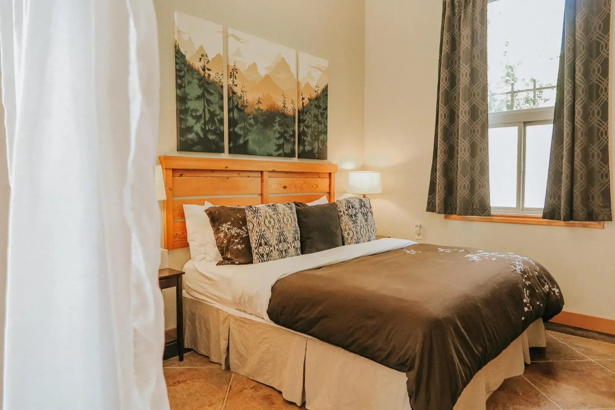 Cobble Wood and Bird Sanctuary Guest Houses Cobble Wood and Bird Sanctuary Guest Houses