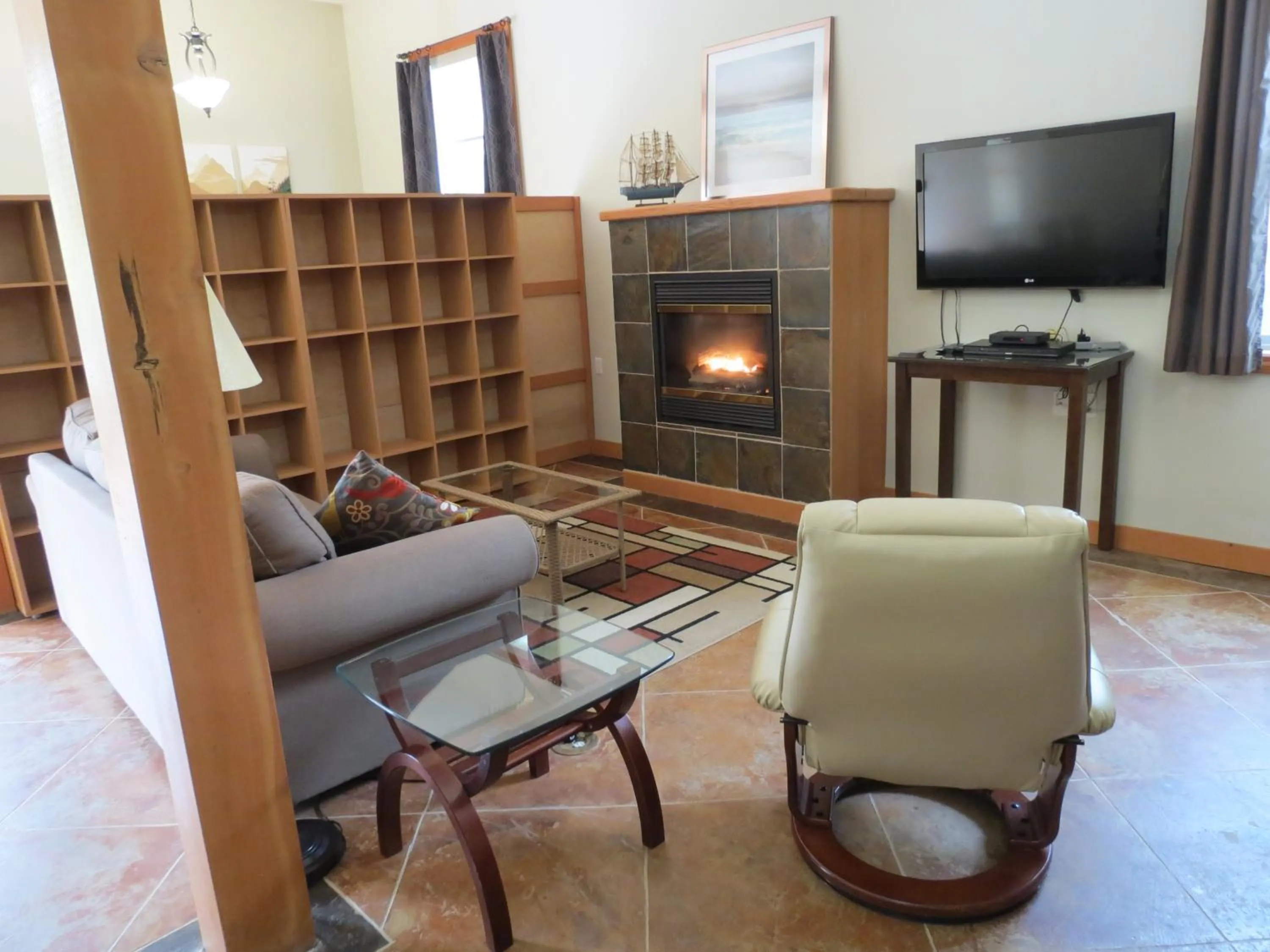 Living room in Cobble Wood and Bird Sanctuary Guest Houses