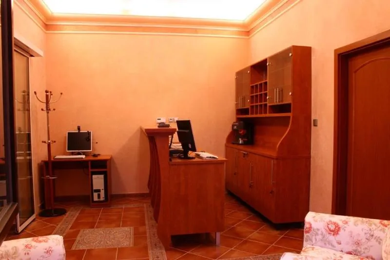 Area and facilities in Zlaty Lev