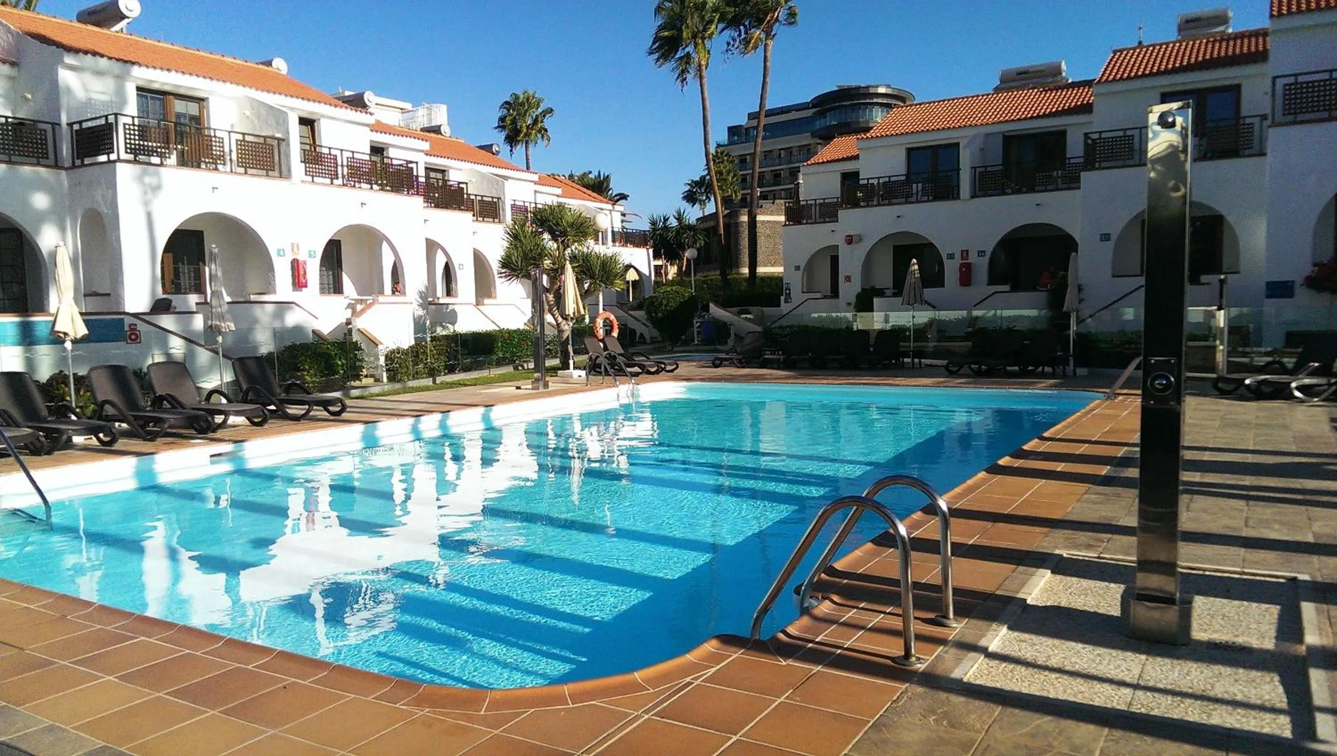 Swimming pool in Playamar Bungalows