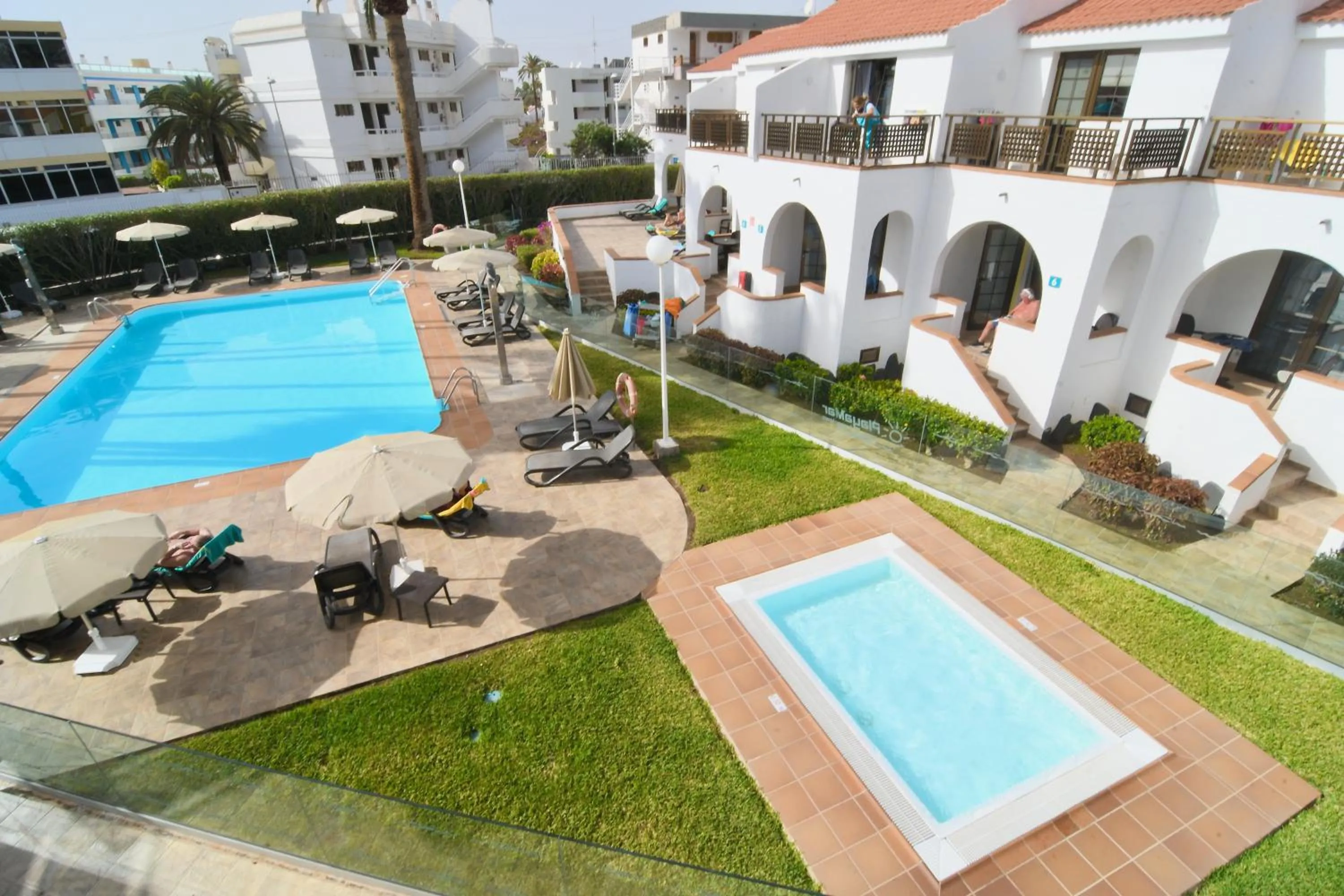 Swimming pool in Playamar Bungalows