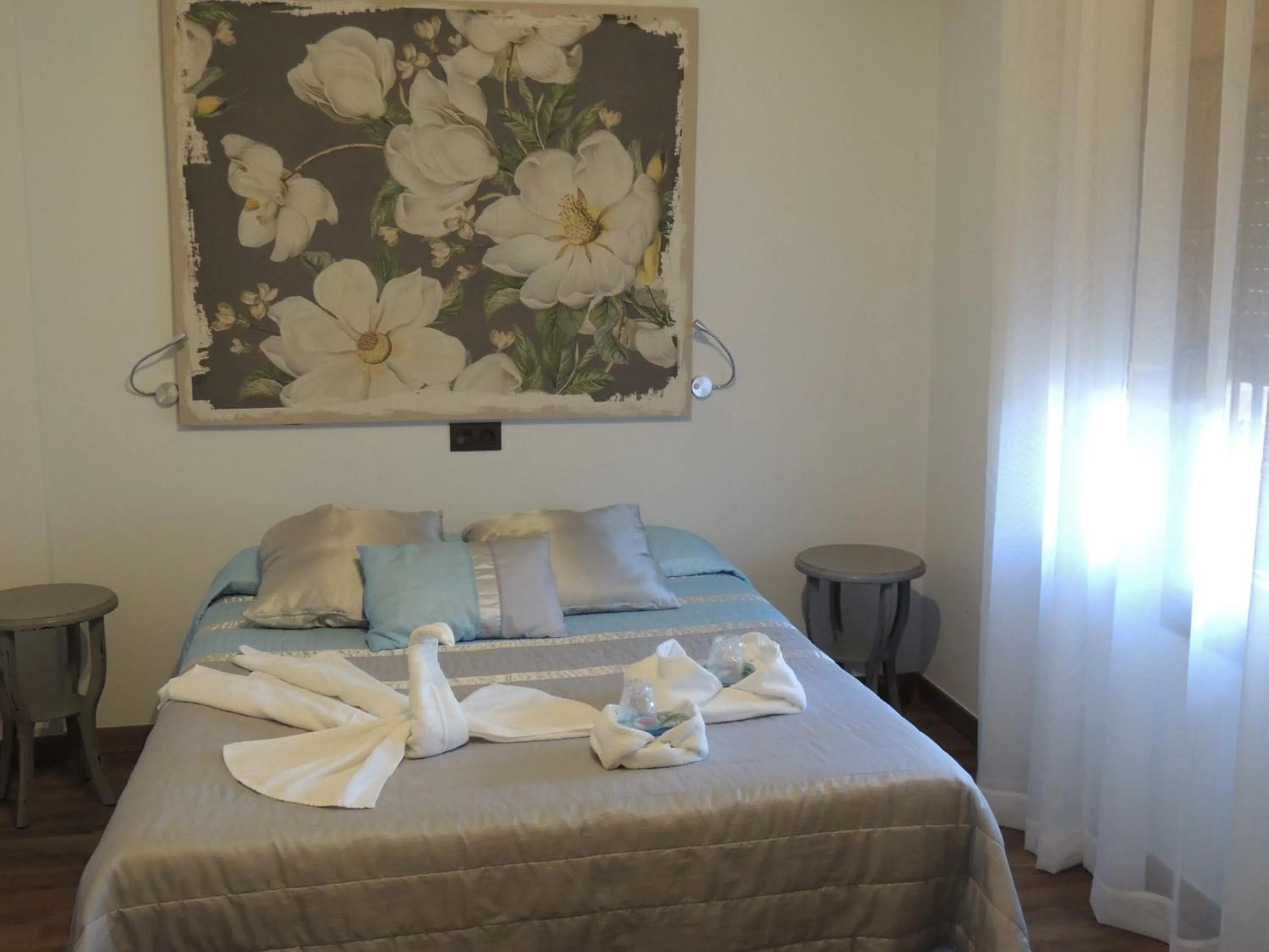 Photo of the whole room, Bed in Hotel La Huella Del Camino