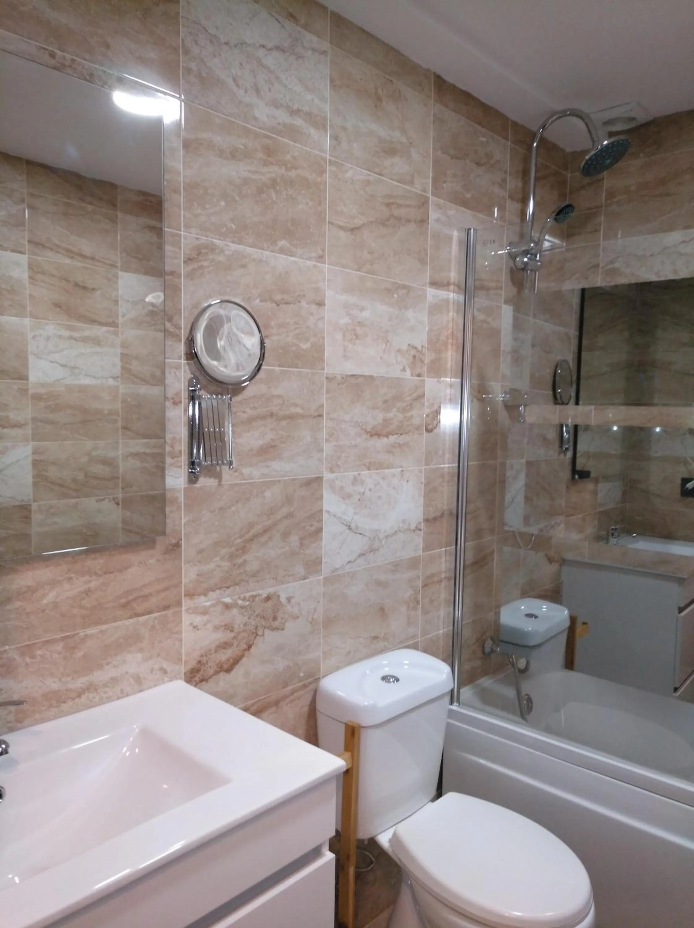 Bathroom in Hotel La Huella Del Camino