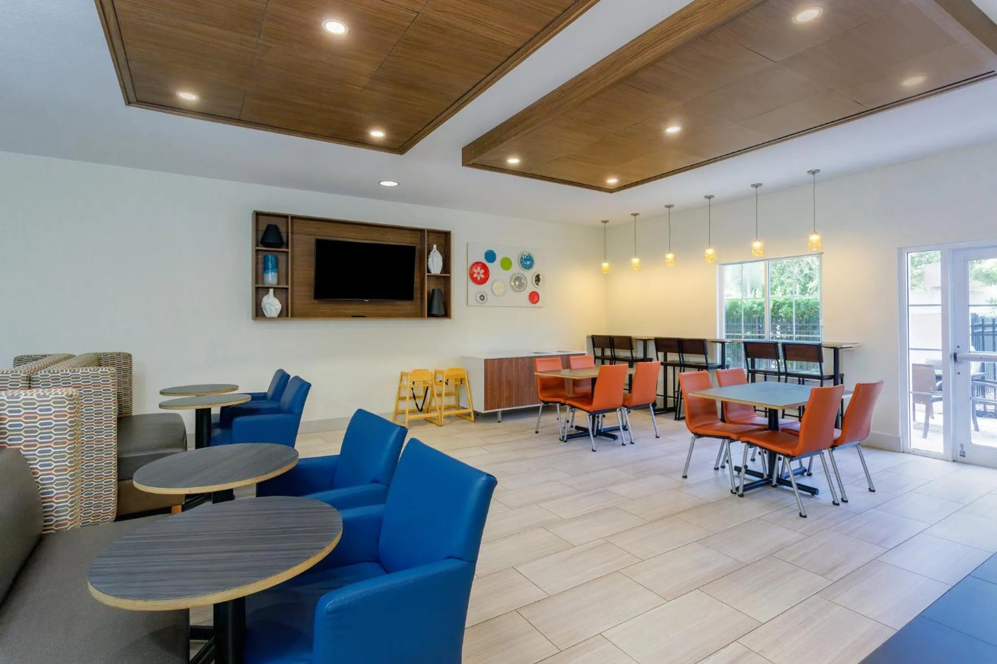 Breakfast in Holiday Inn Express Tampa North Telecom Park by IHG