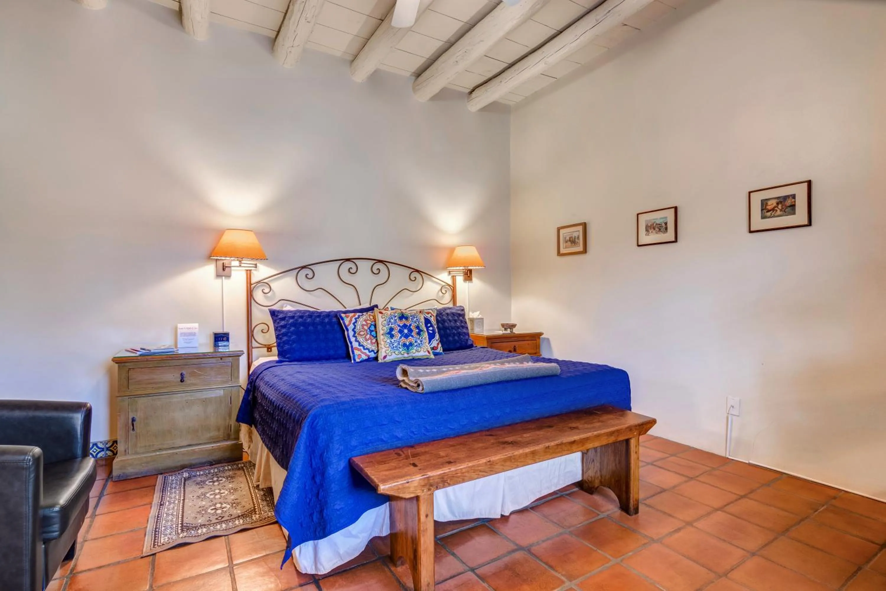Bedroom, Bed in Santa Fe Motel & Inn