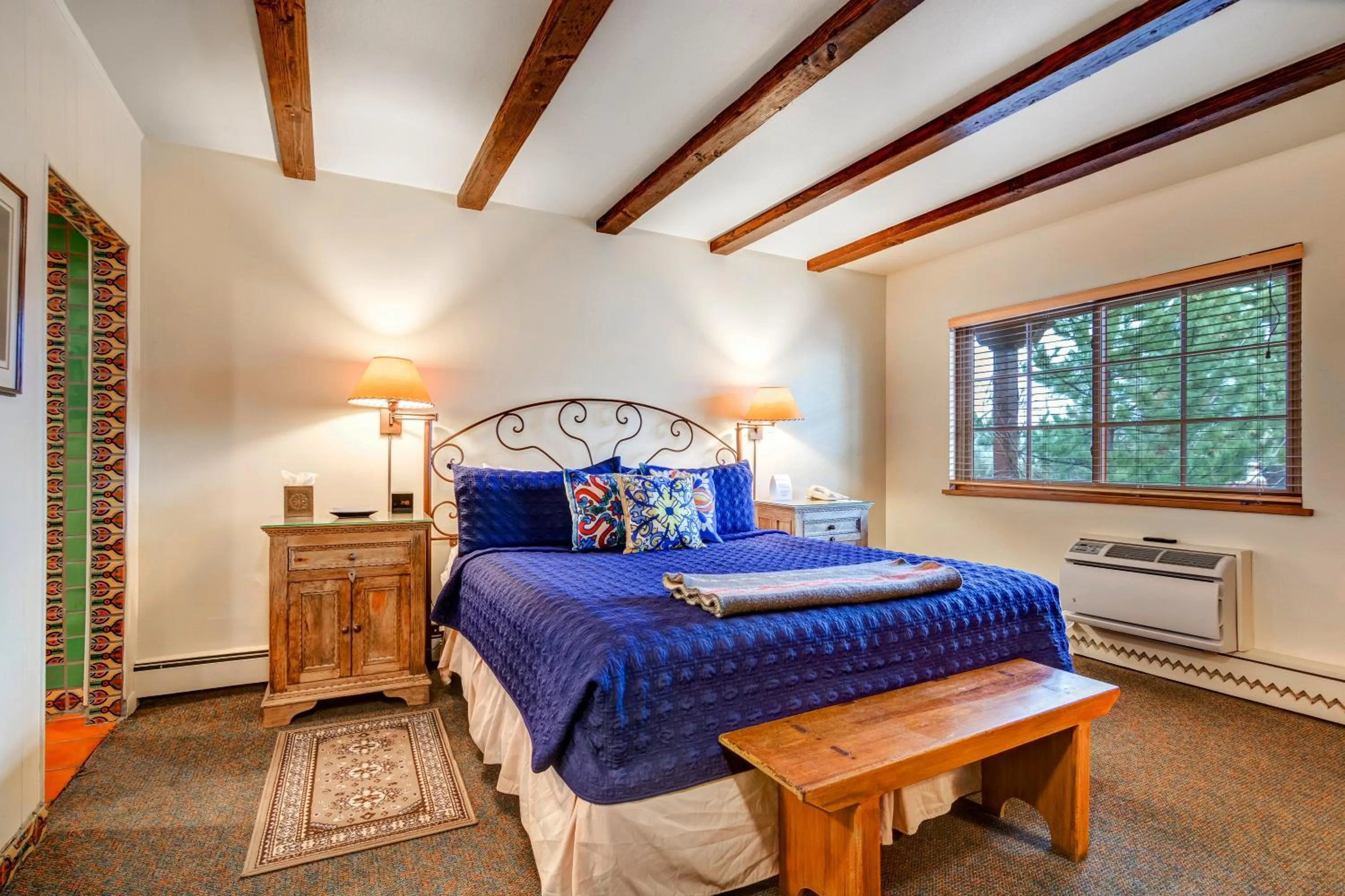 Bedroom, Bed in Santa Fe Motel & Inn