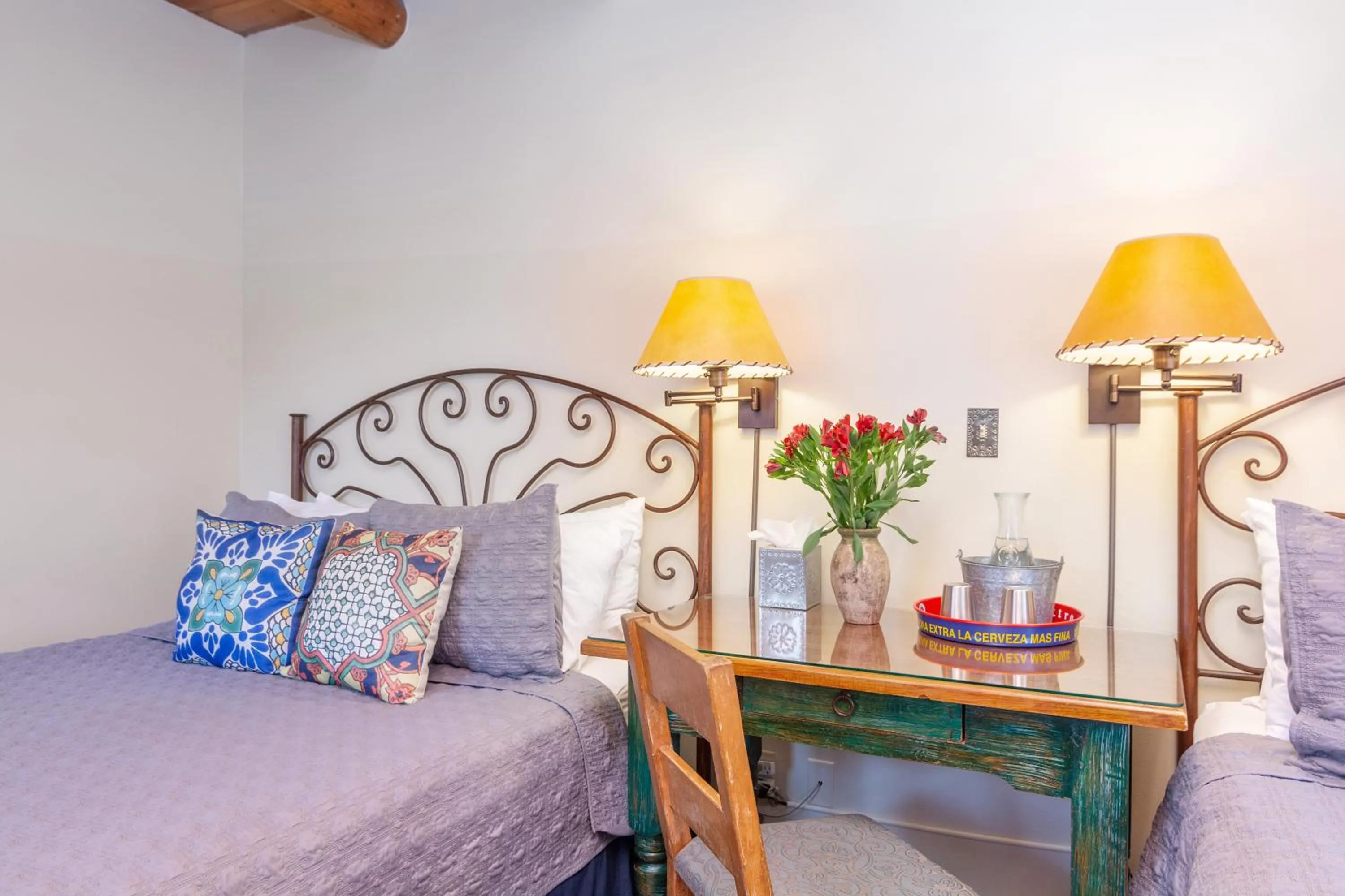 Bedroom, Bed in Santa Fe Motel & Inn