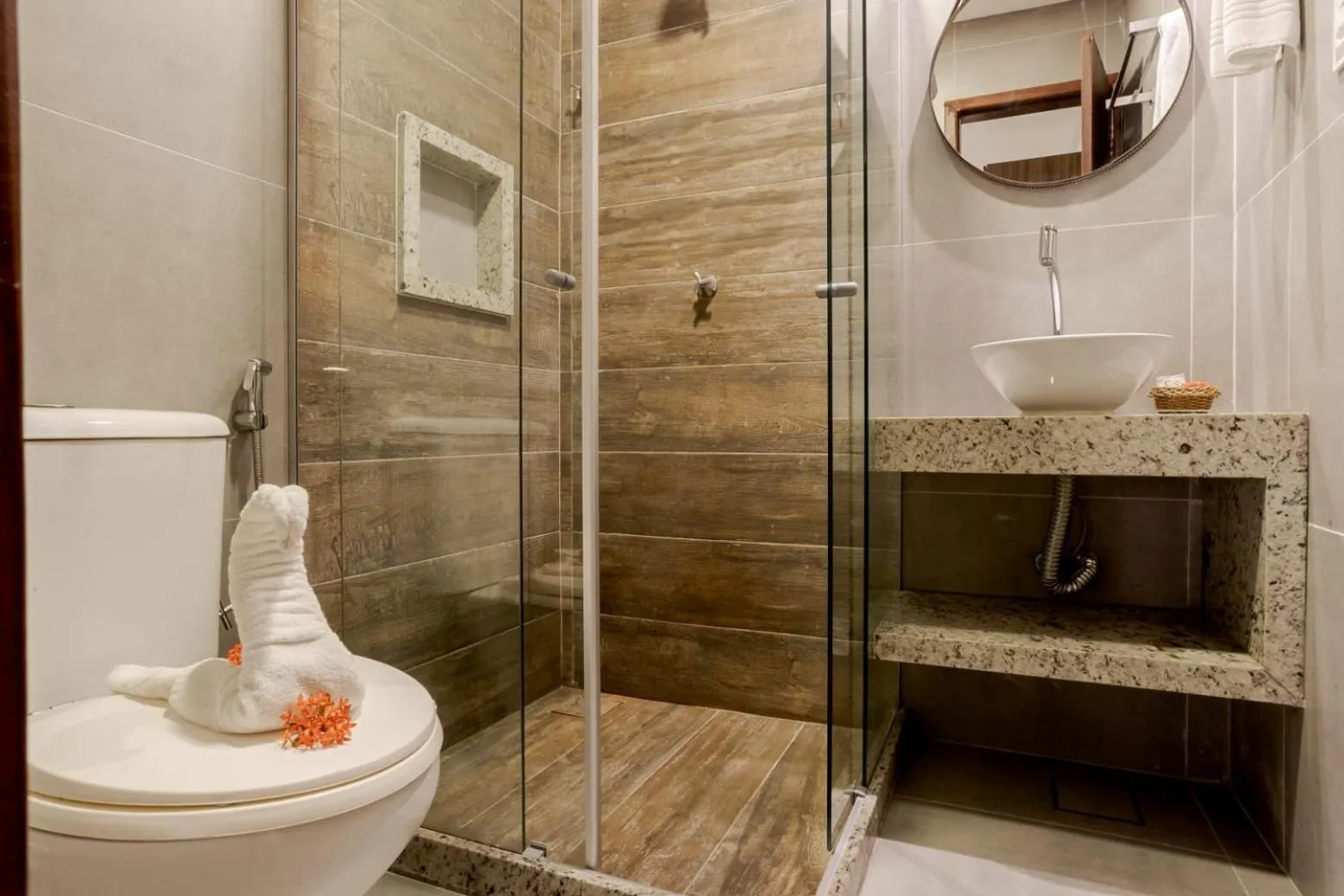 Shower in Pousada Casamar