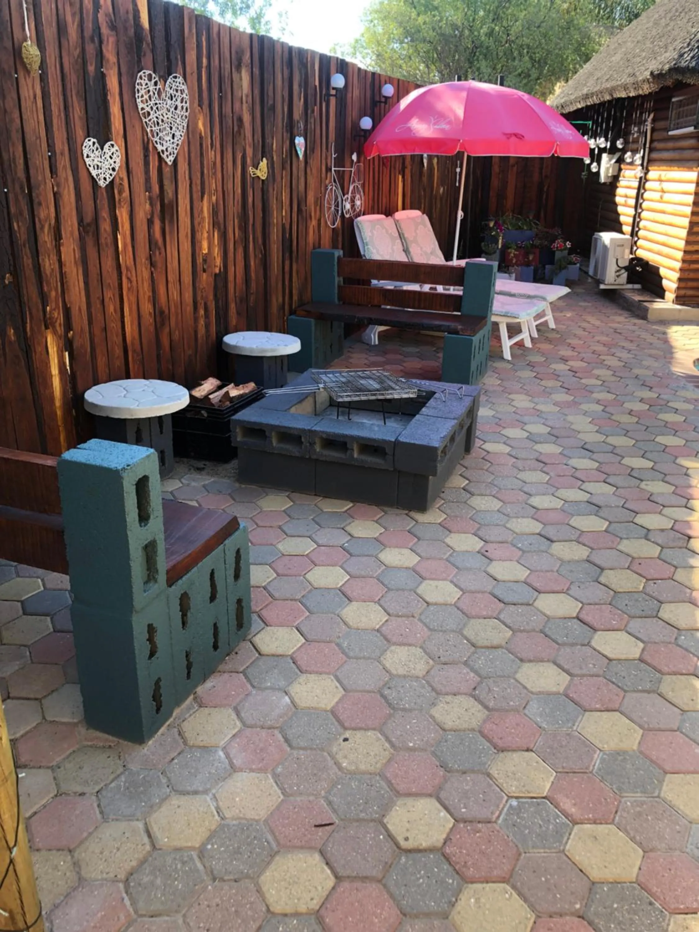 Seating area in Oppi Draai Guesthouse
